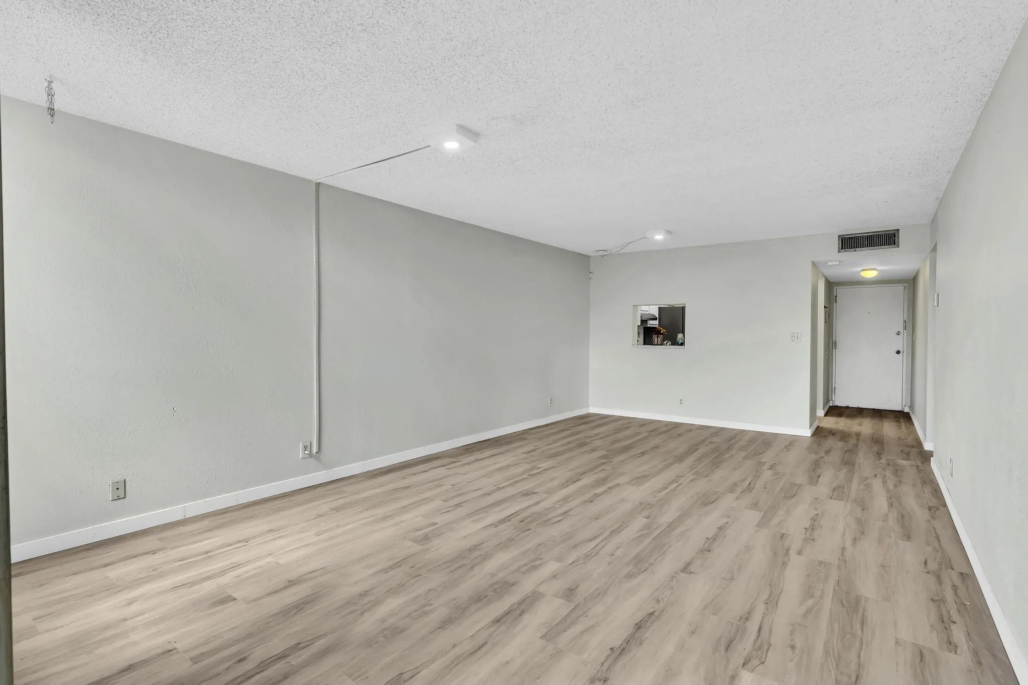 6351 N University Dr, #324