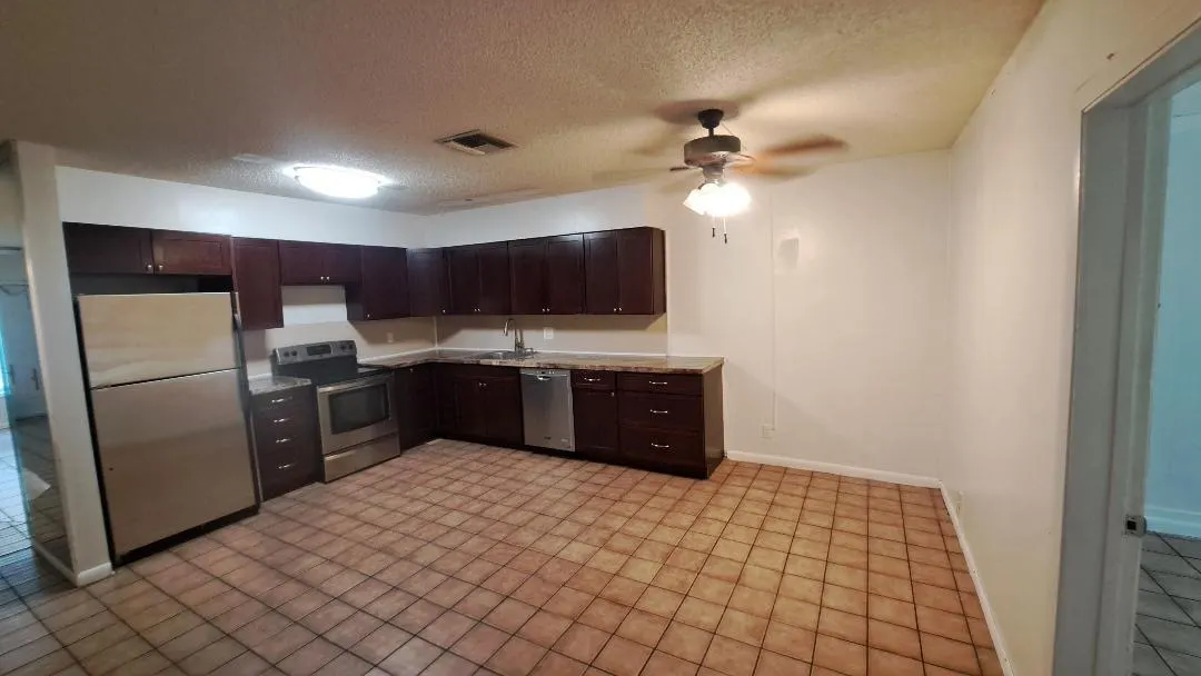 2622 NW 82nd Ter, #N
