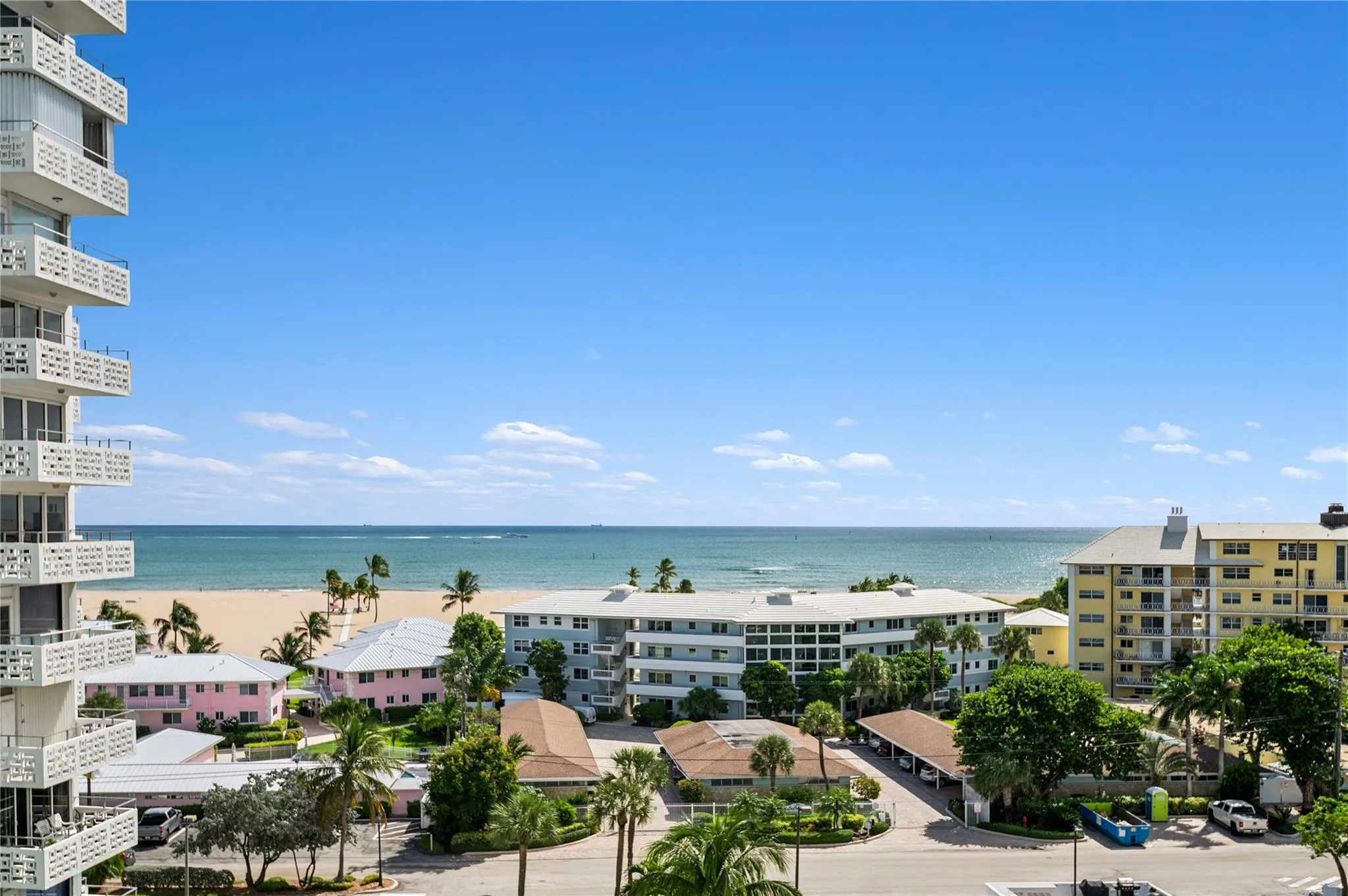 1900 S Ocean Dr, #810
