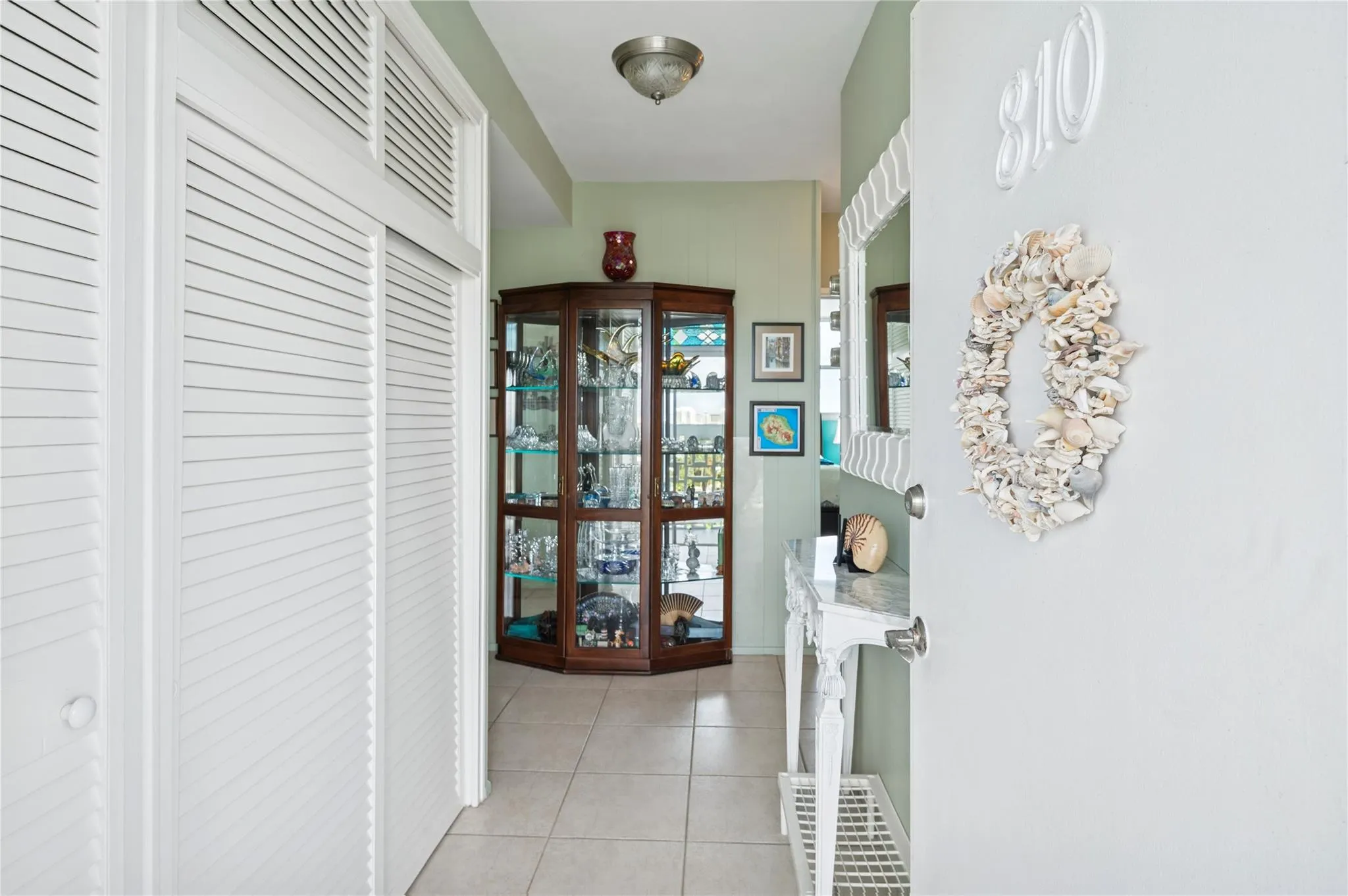 1900 S Ocean Dr, #810