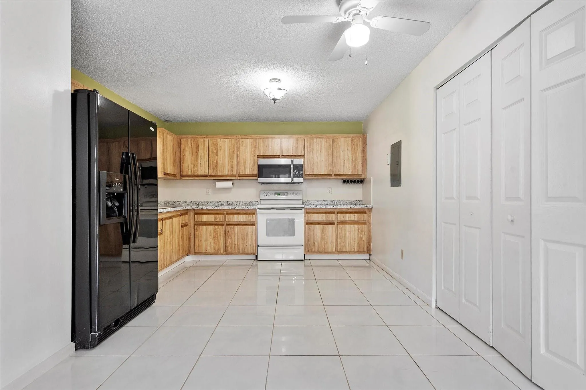 3550 NW 95th Ter, #3S