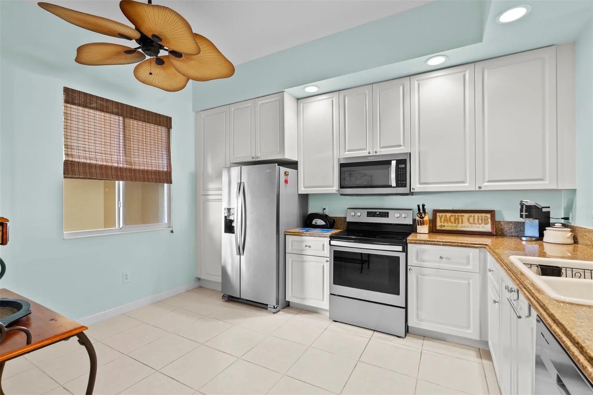 23 Harbour Isle Dr, #102