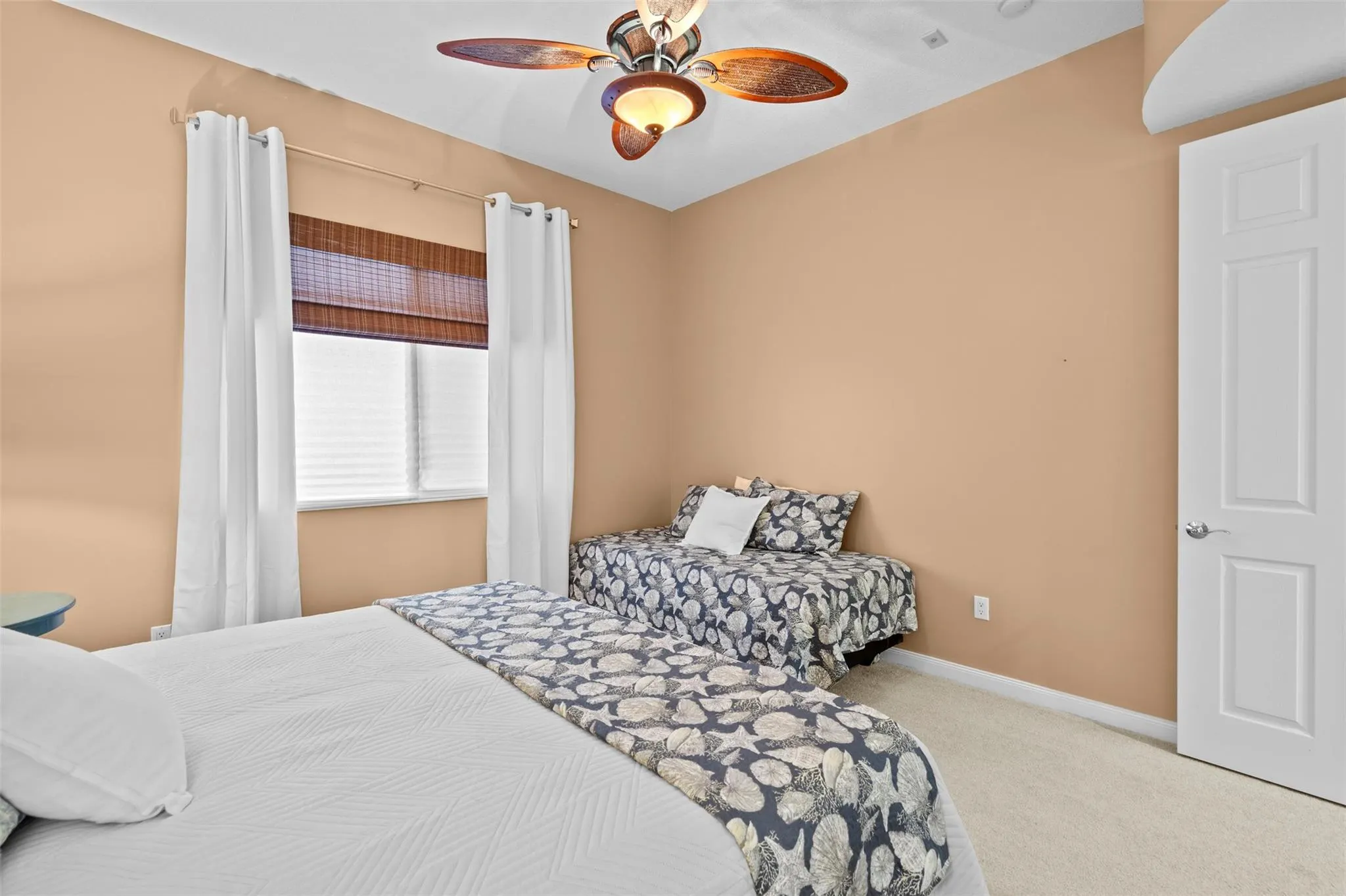 23 Harbour Isle Dr, #102