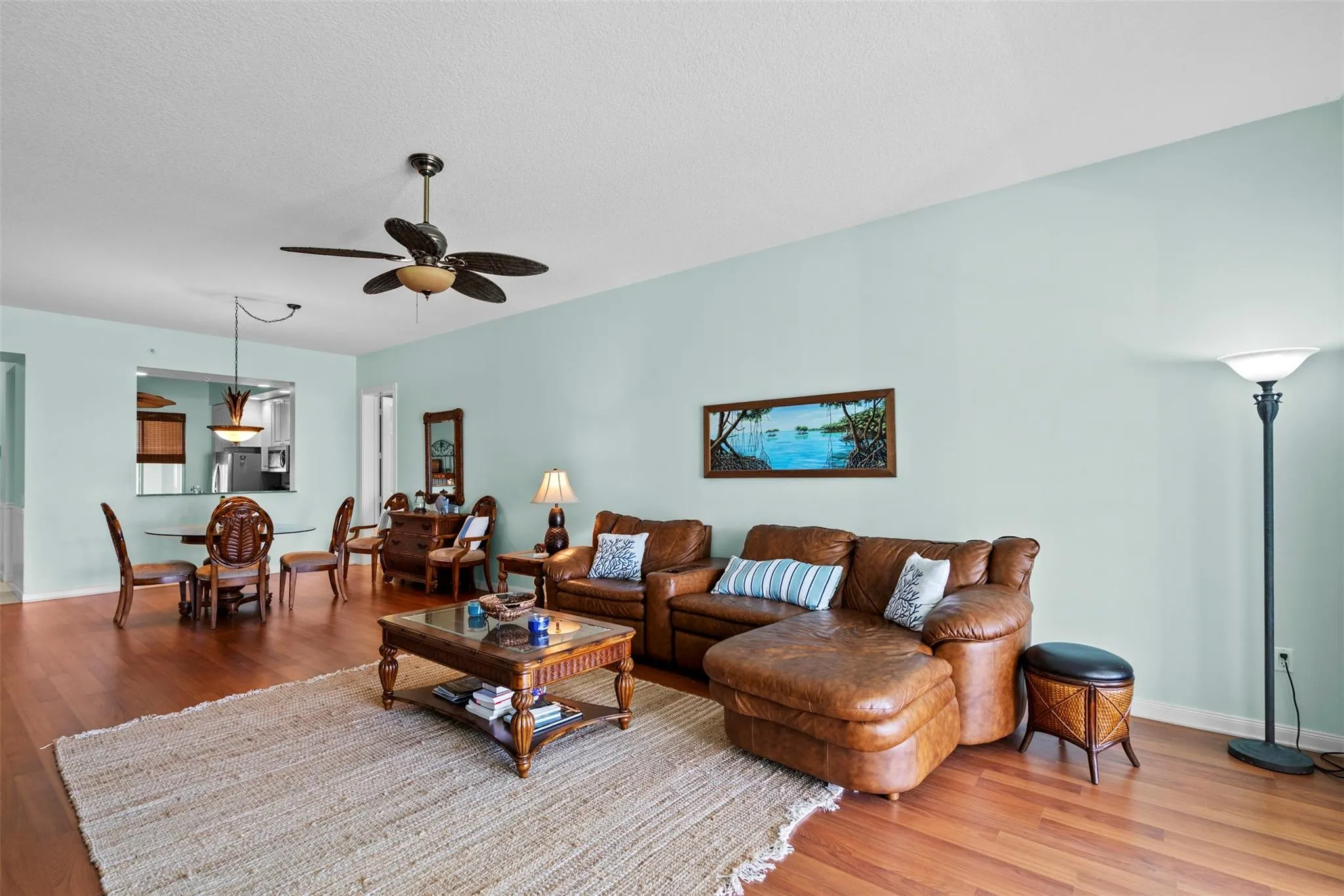 23 Harbour Isle Dr, #102