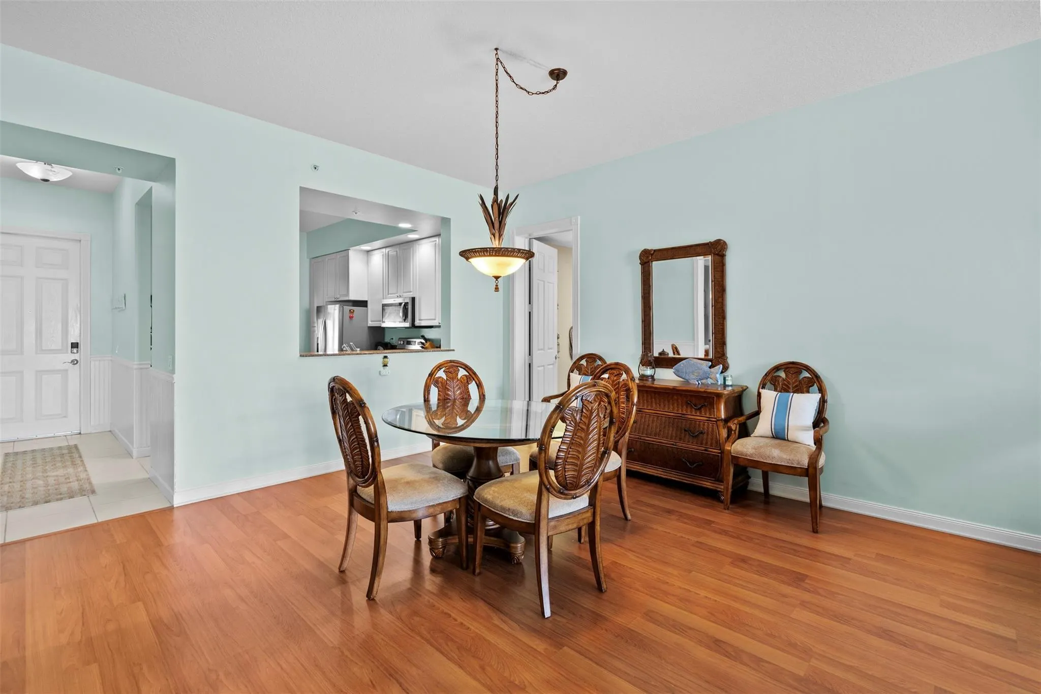 23 Harbour Isle Dr, #102