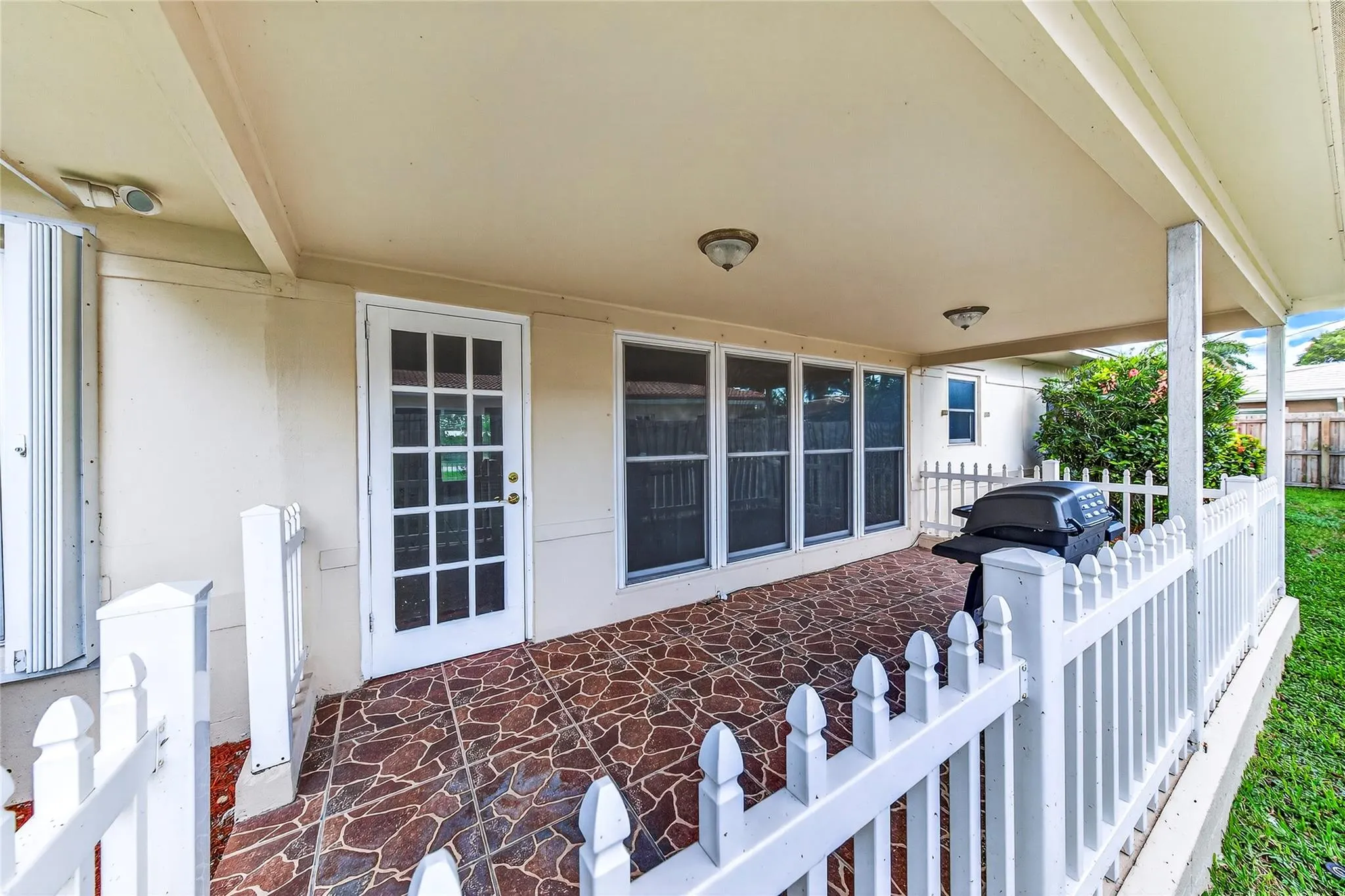 2750 SE 3rd Street