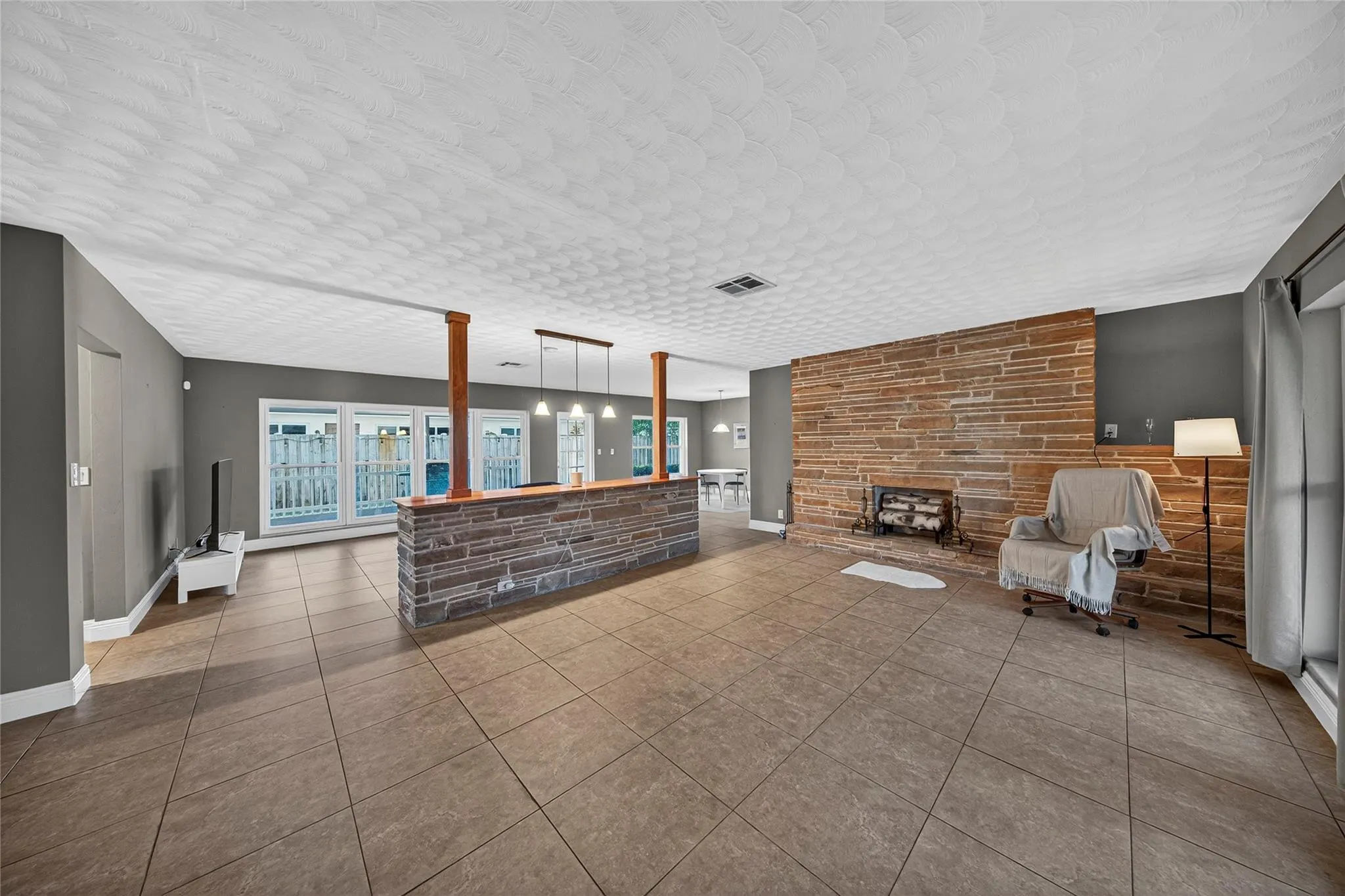 2750 SE 3rd Street