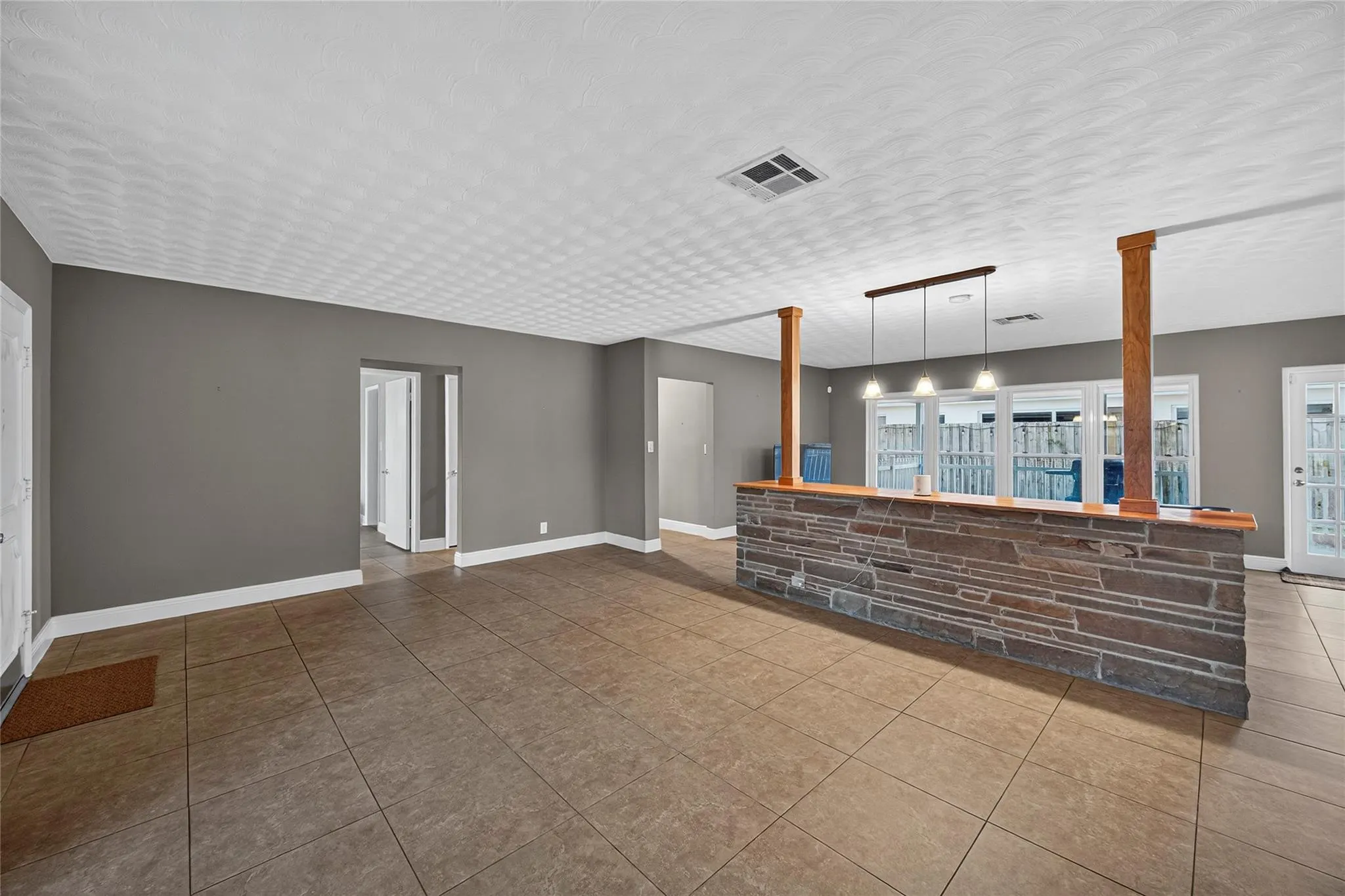 2750 SE 3rd Street
