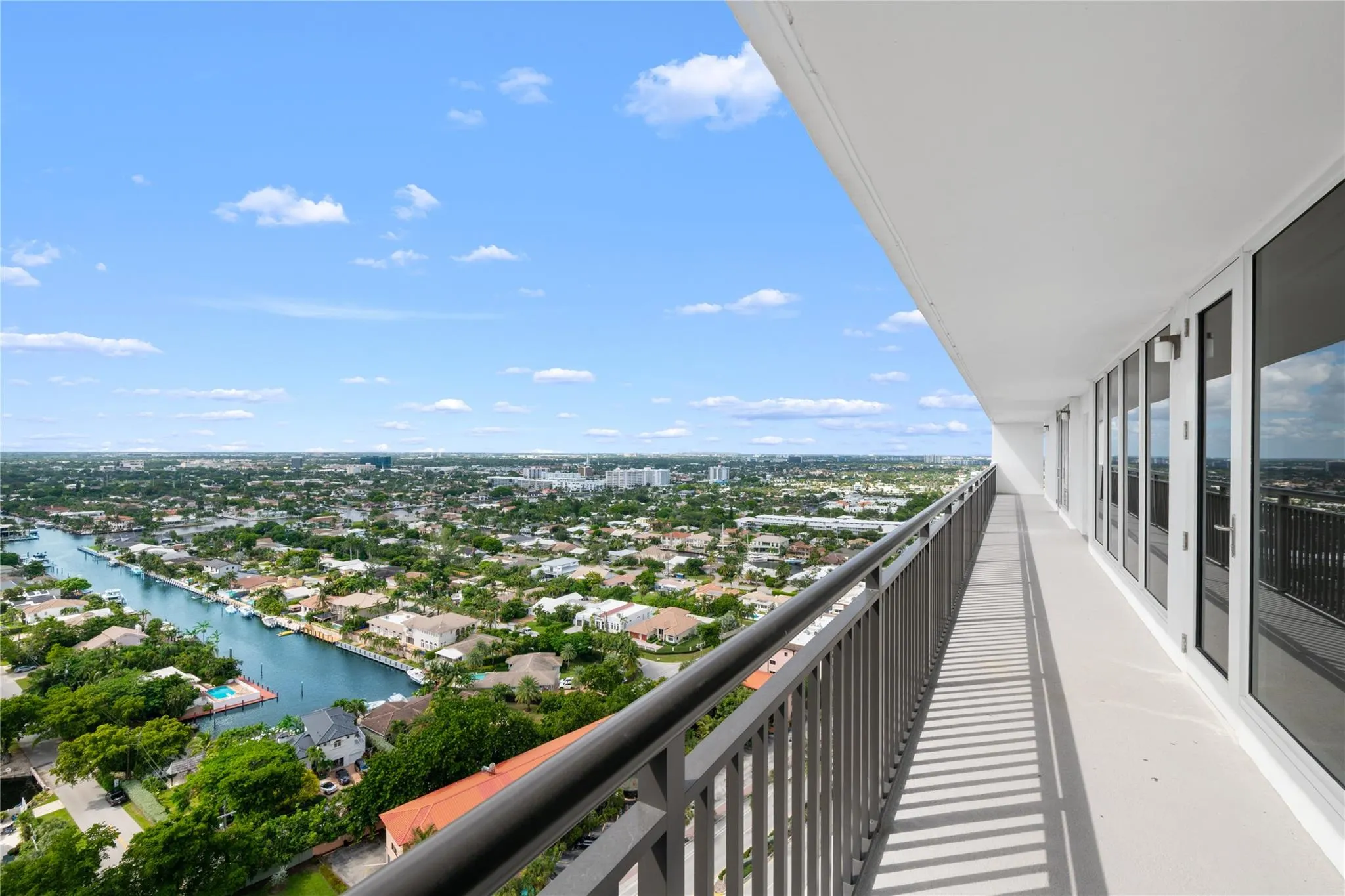 4280 Galt Ocean Dr, #25C