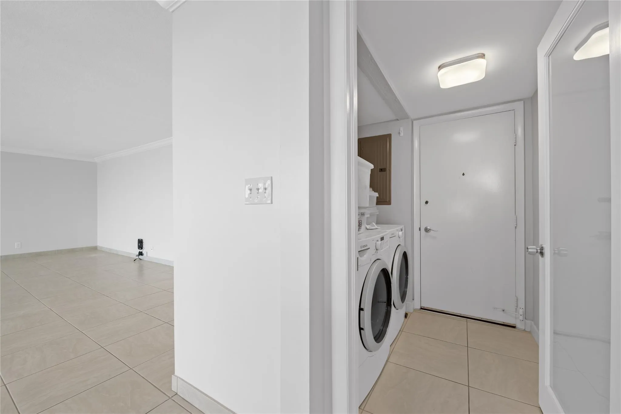 4280 Galt Ocean Dr, #25C