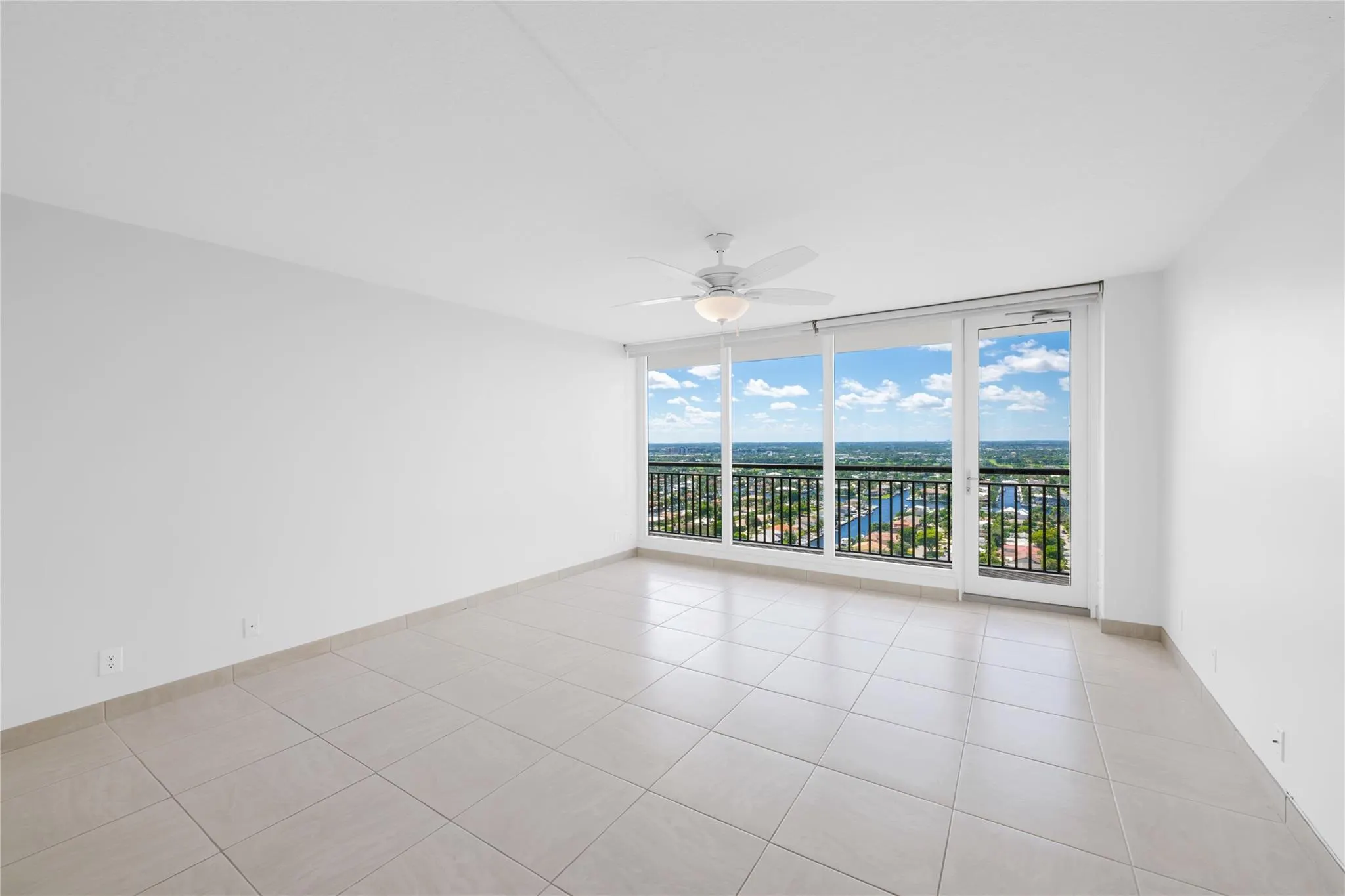 4280 Galt Ocean Dr, #25C