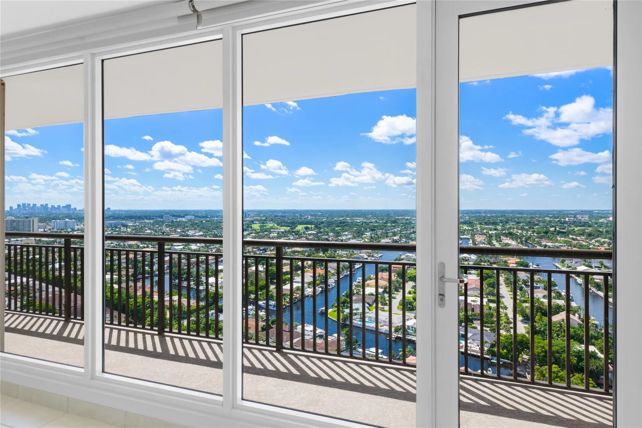 4280 Galt Ocean Dr, #25C