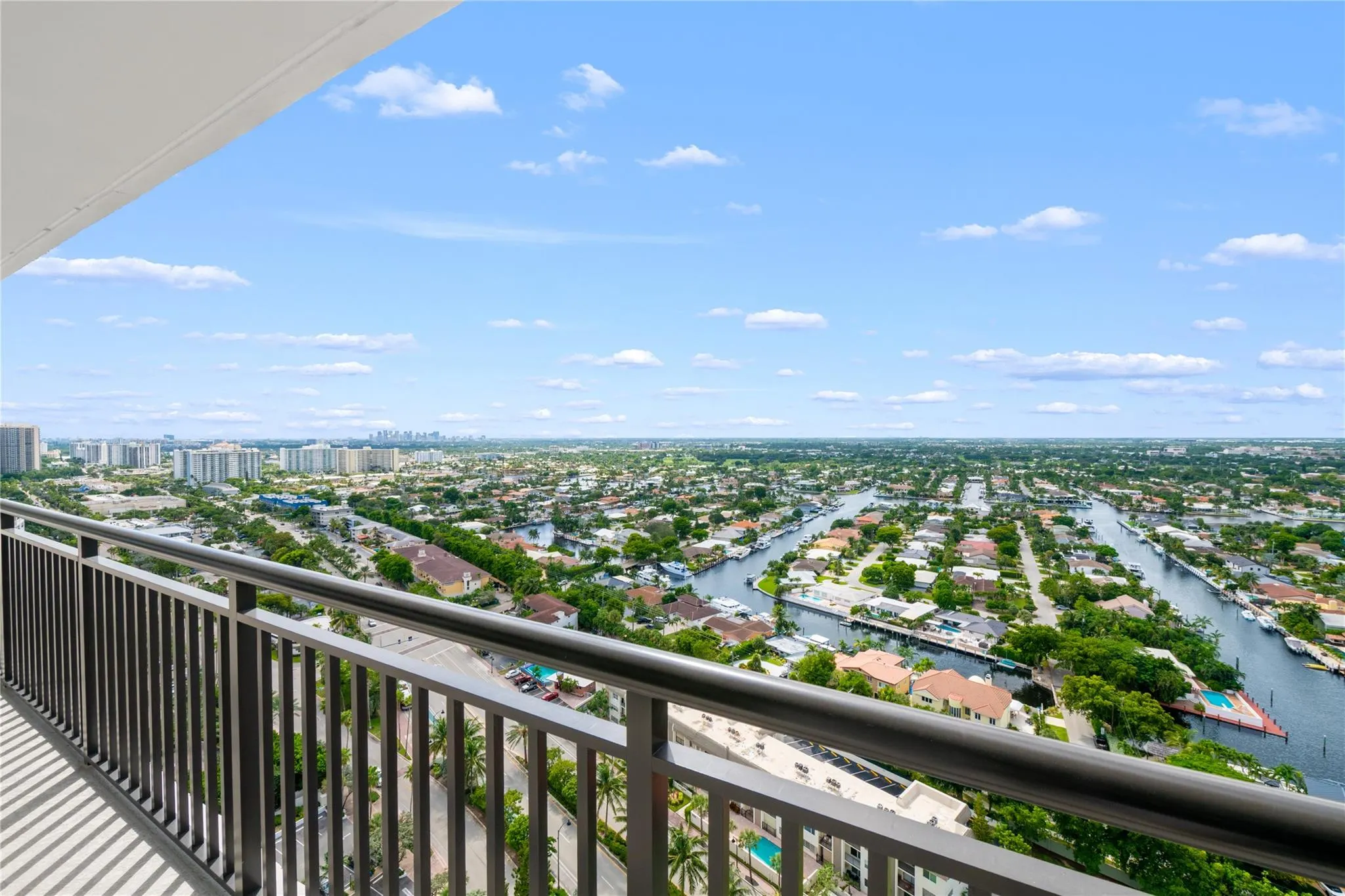 4280 Galt Ocean Dr, #25C