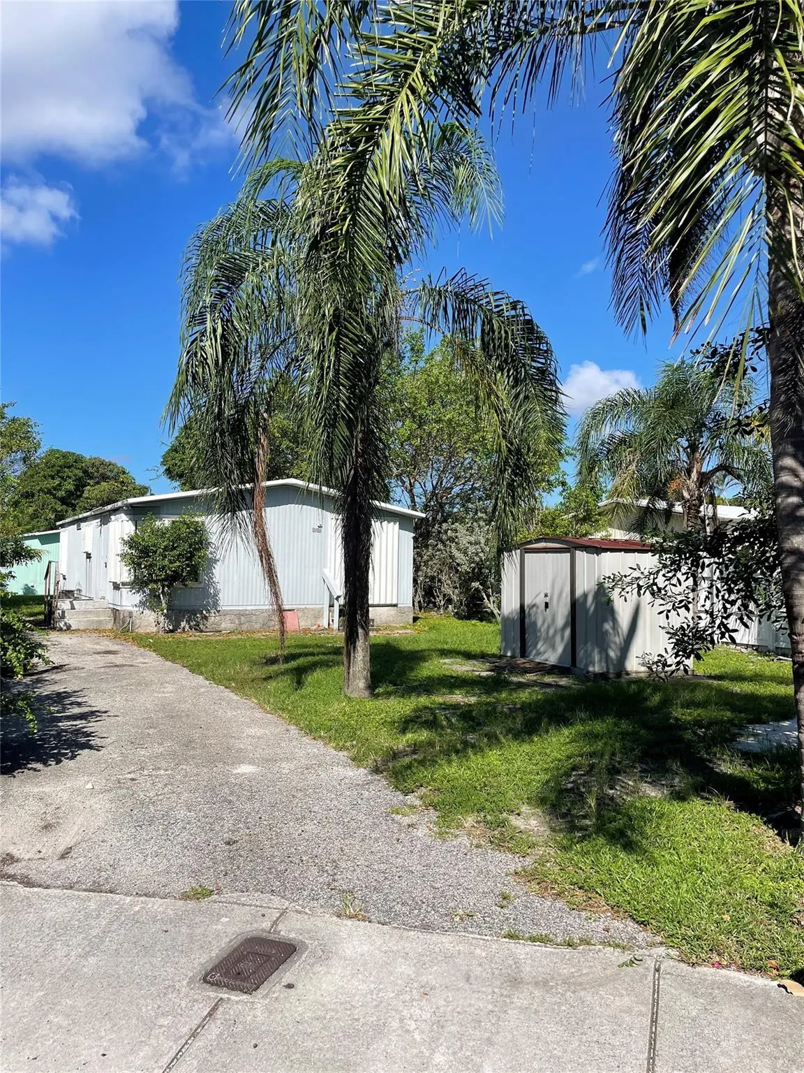 5301 SW 30th Ter