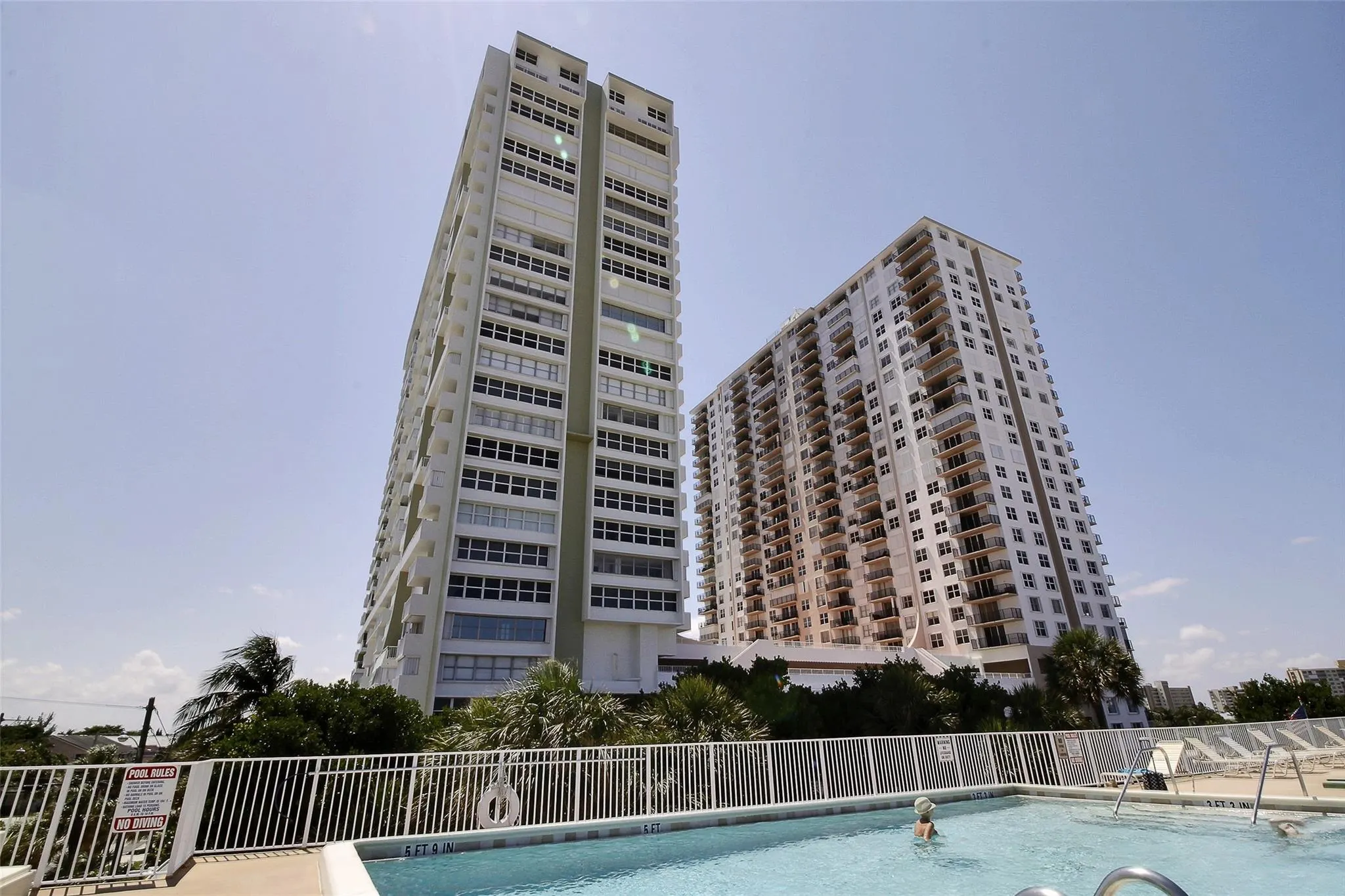 101 Briny Ave, #1112