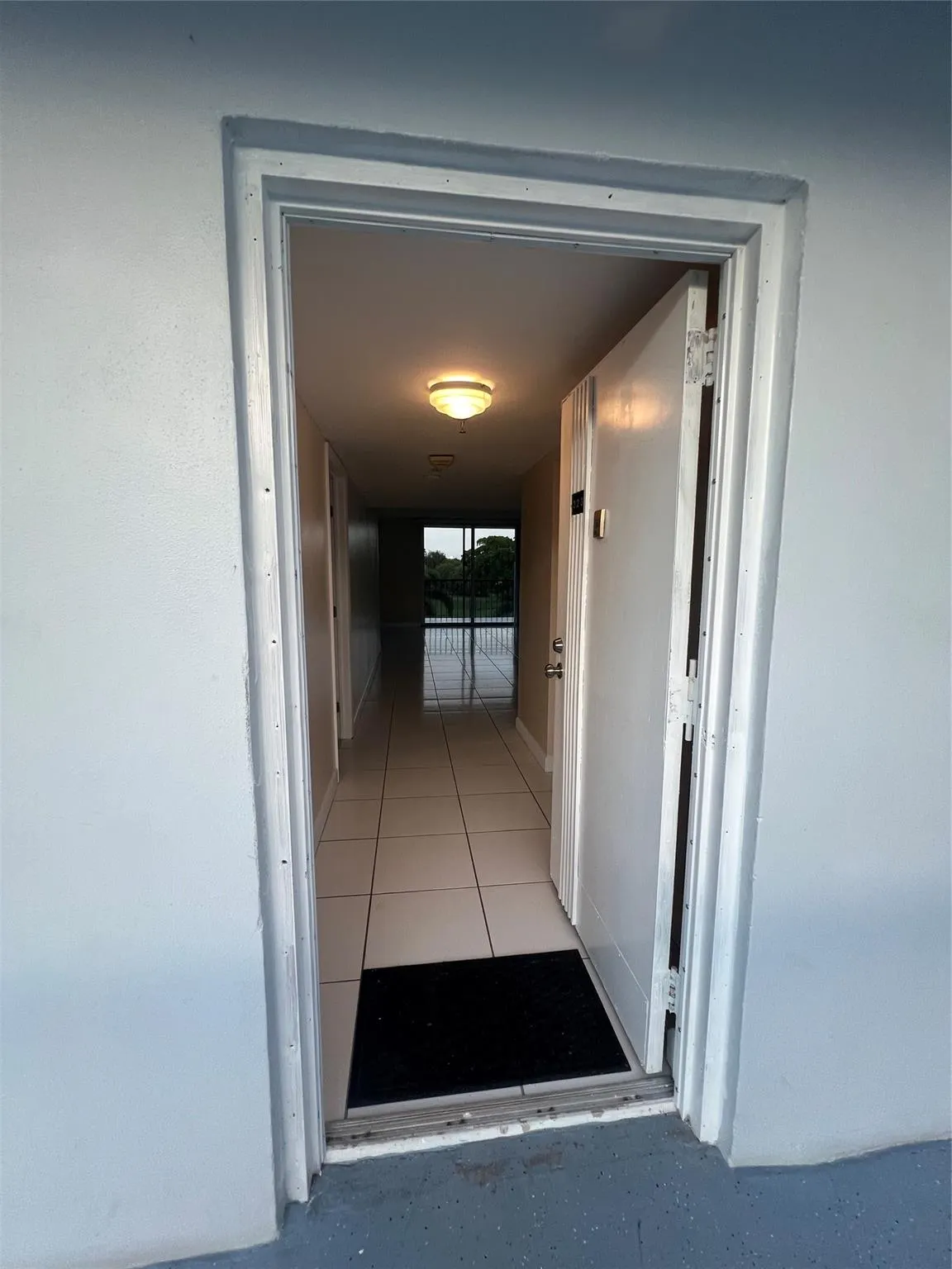 6400 NW 2nd Ave, #323