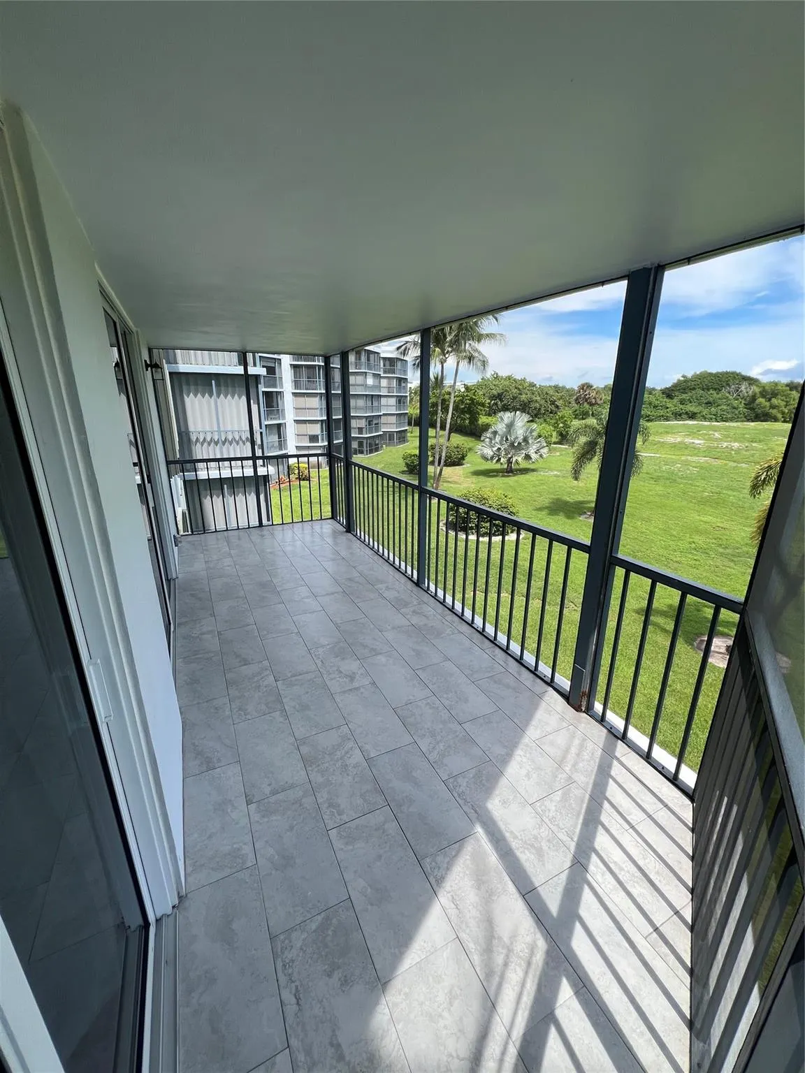 6400 NW 2nd Ave, #323