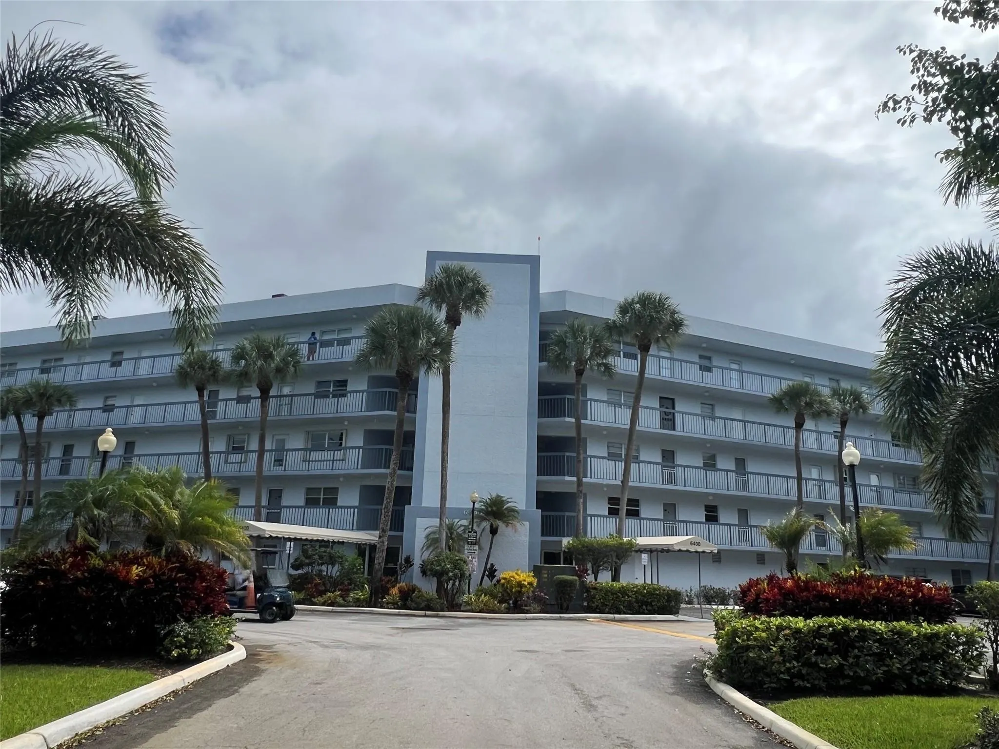 6400 NW 2nd Ave, #323