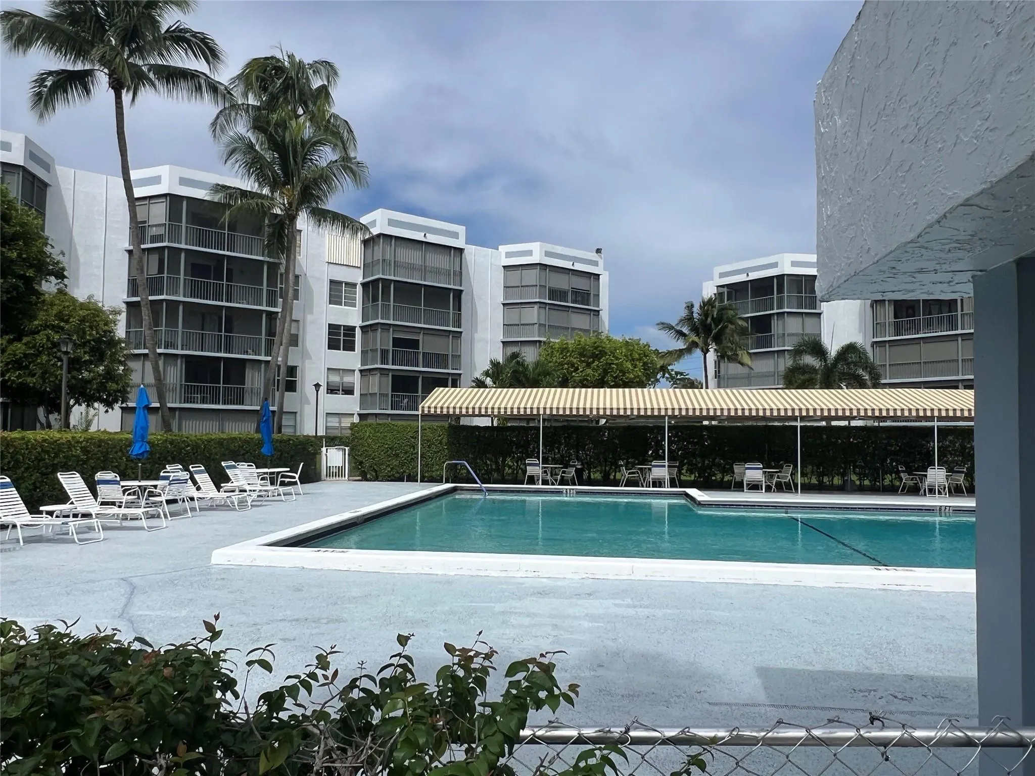 6400 NW 2nd Ave, #323