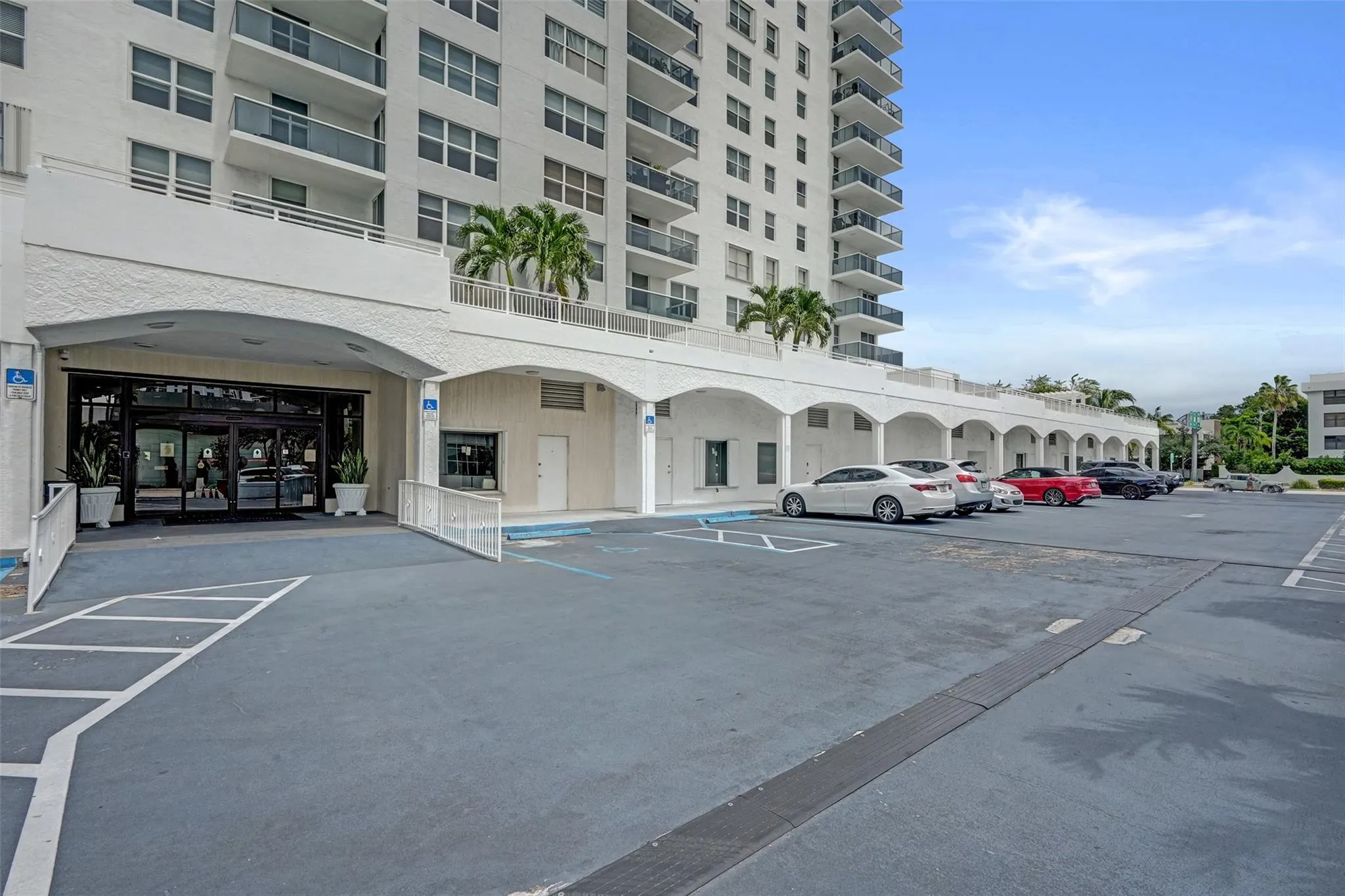 3015 N Ocean Blvd, #15J