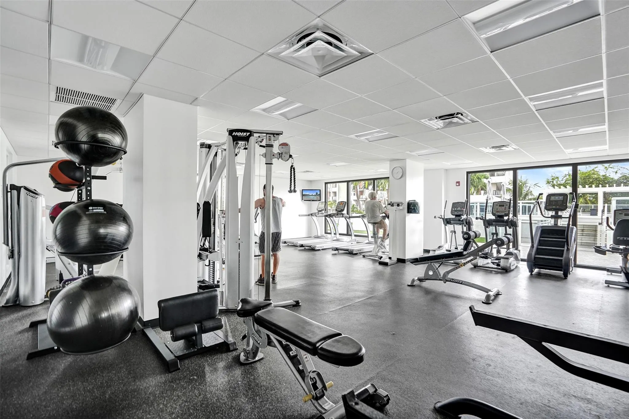 3015 N Ocean Blvd, #15J