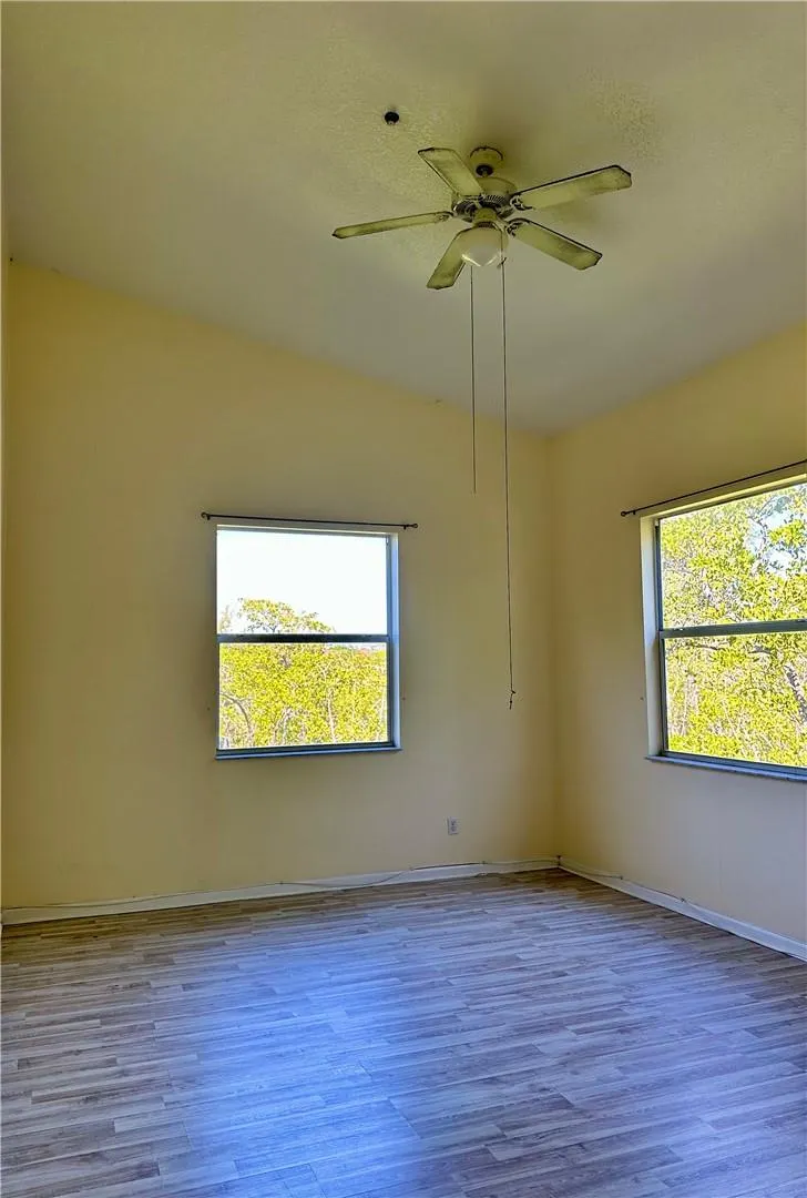 529 E Sheridan St, #3081