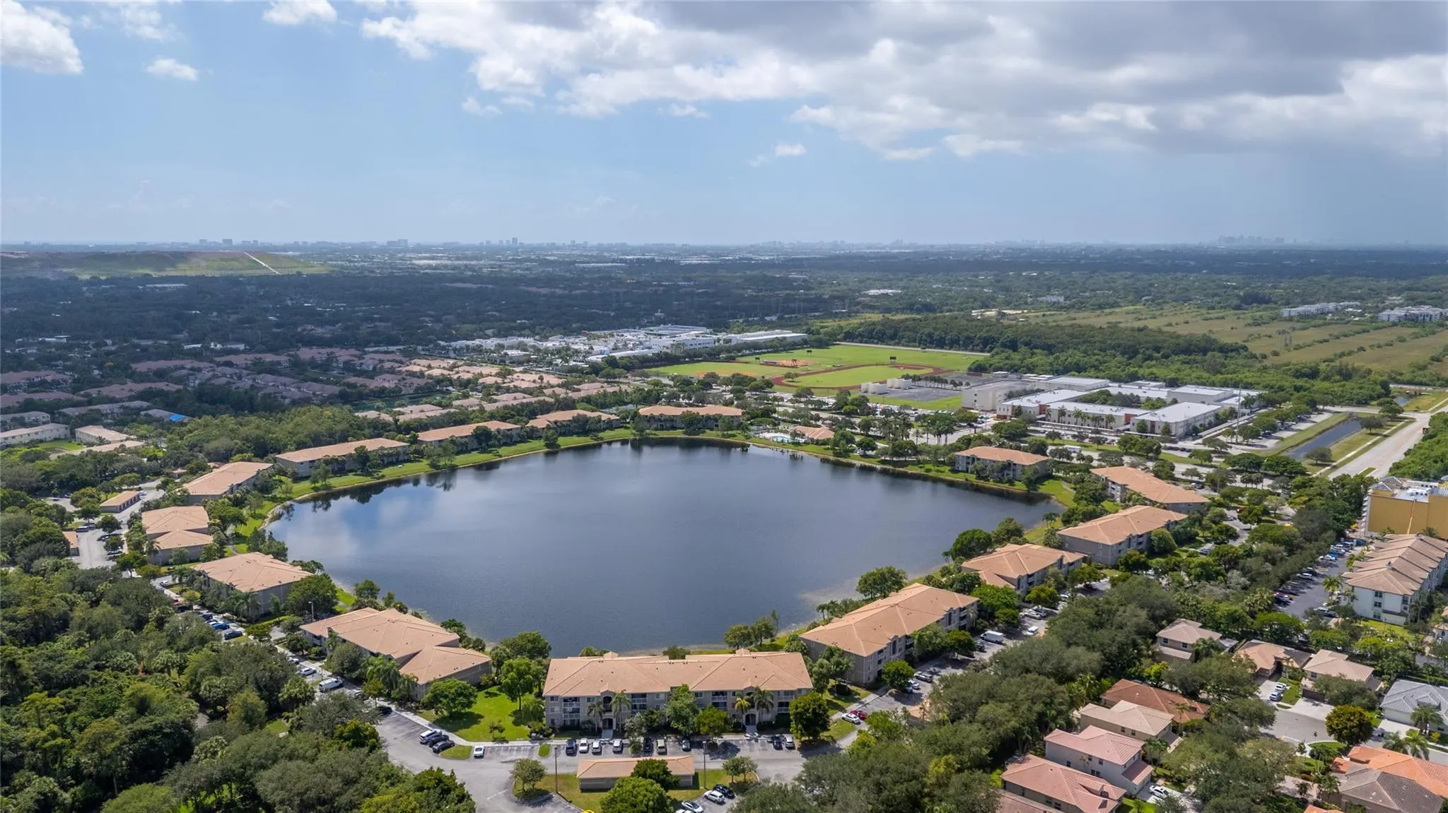 5021 Wiles Rd, #202