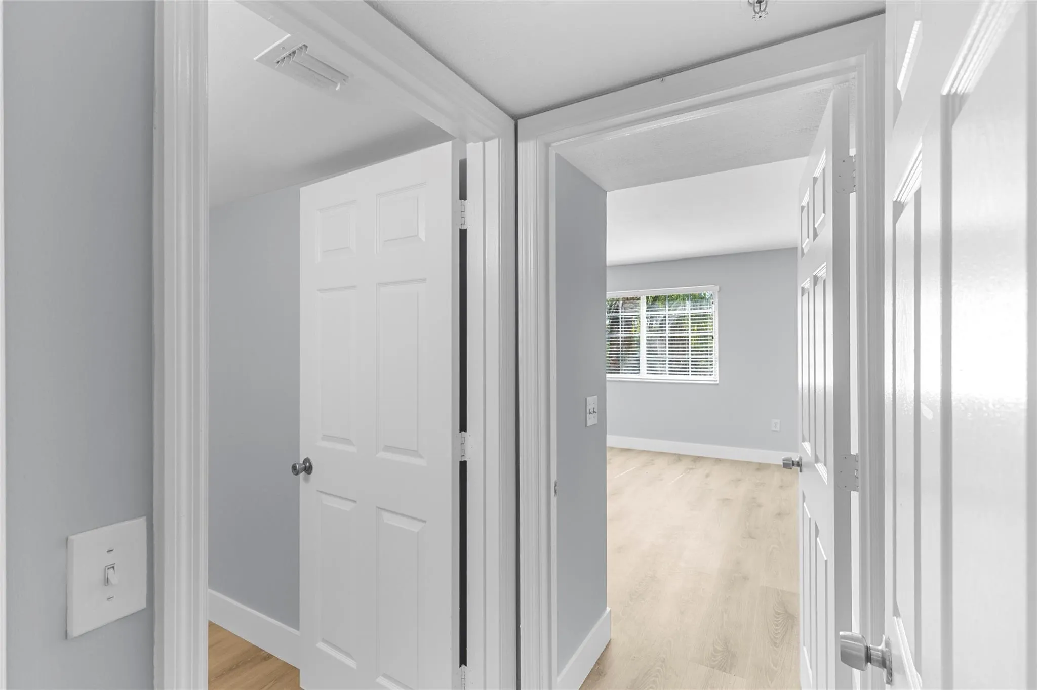 5021 Wiles Rd, #202