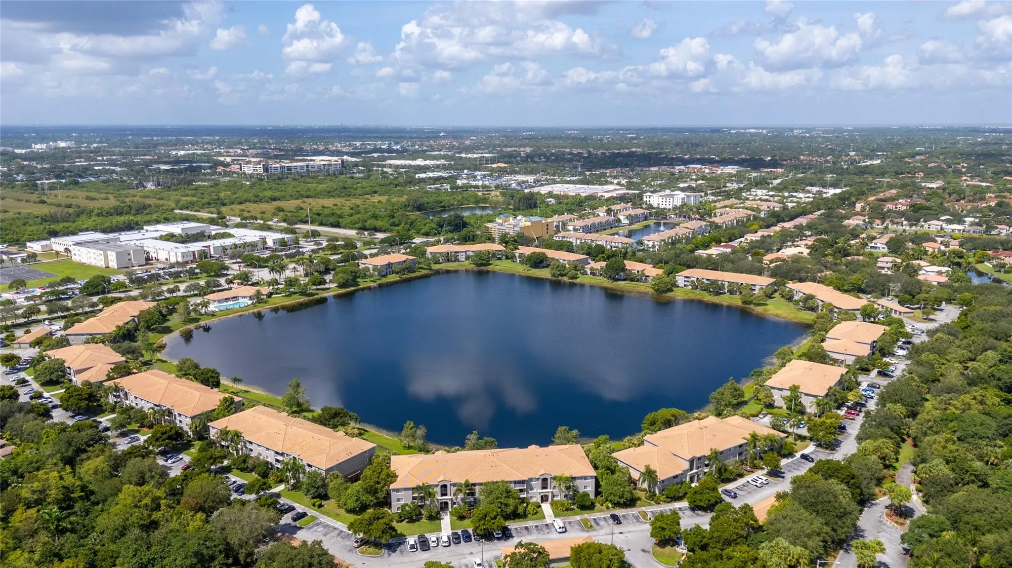 5021 Wiles Rd, #202