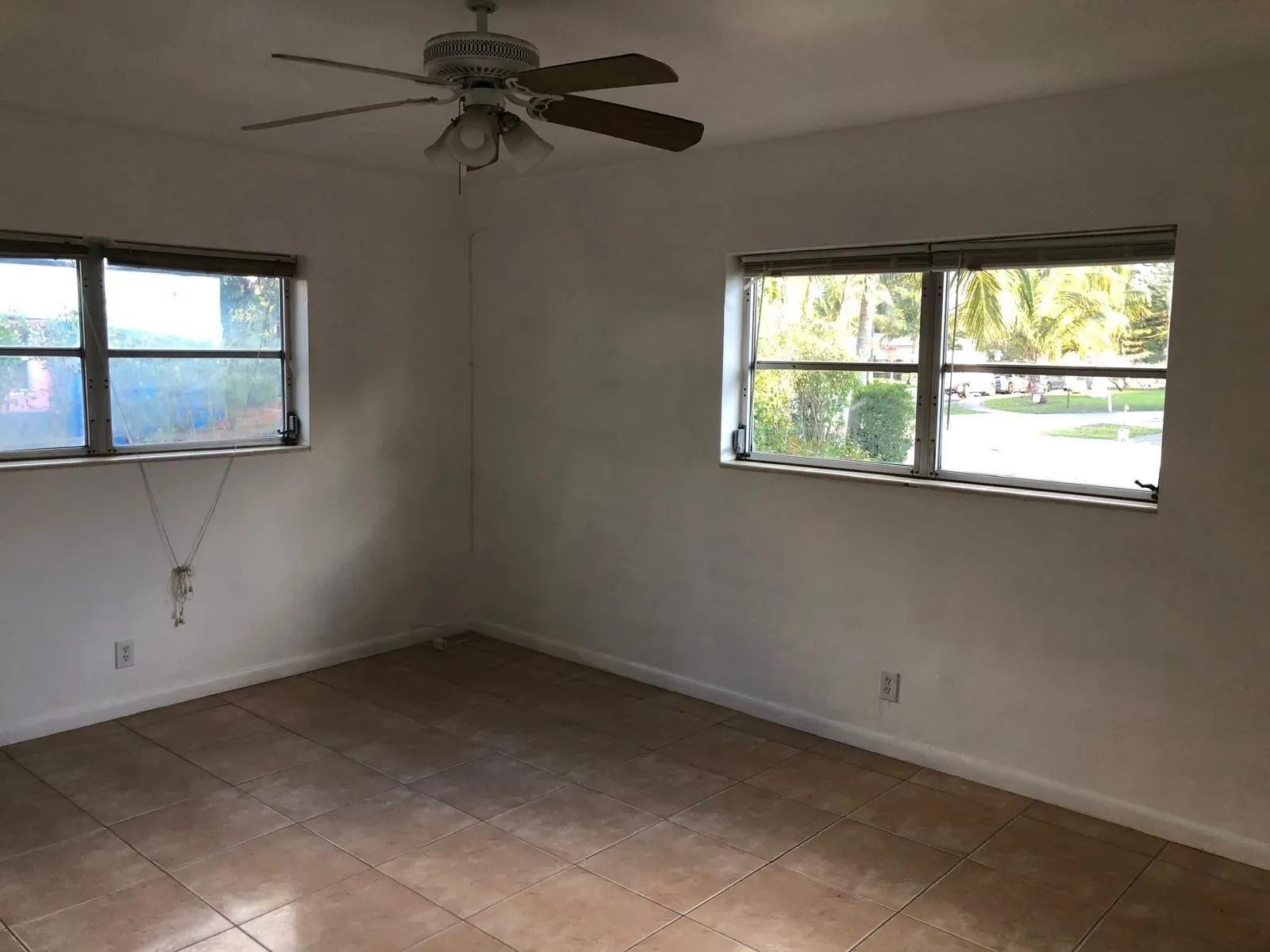 520 E Campus Cir