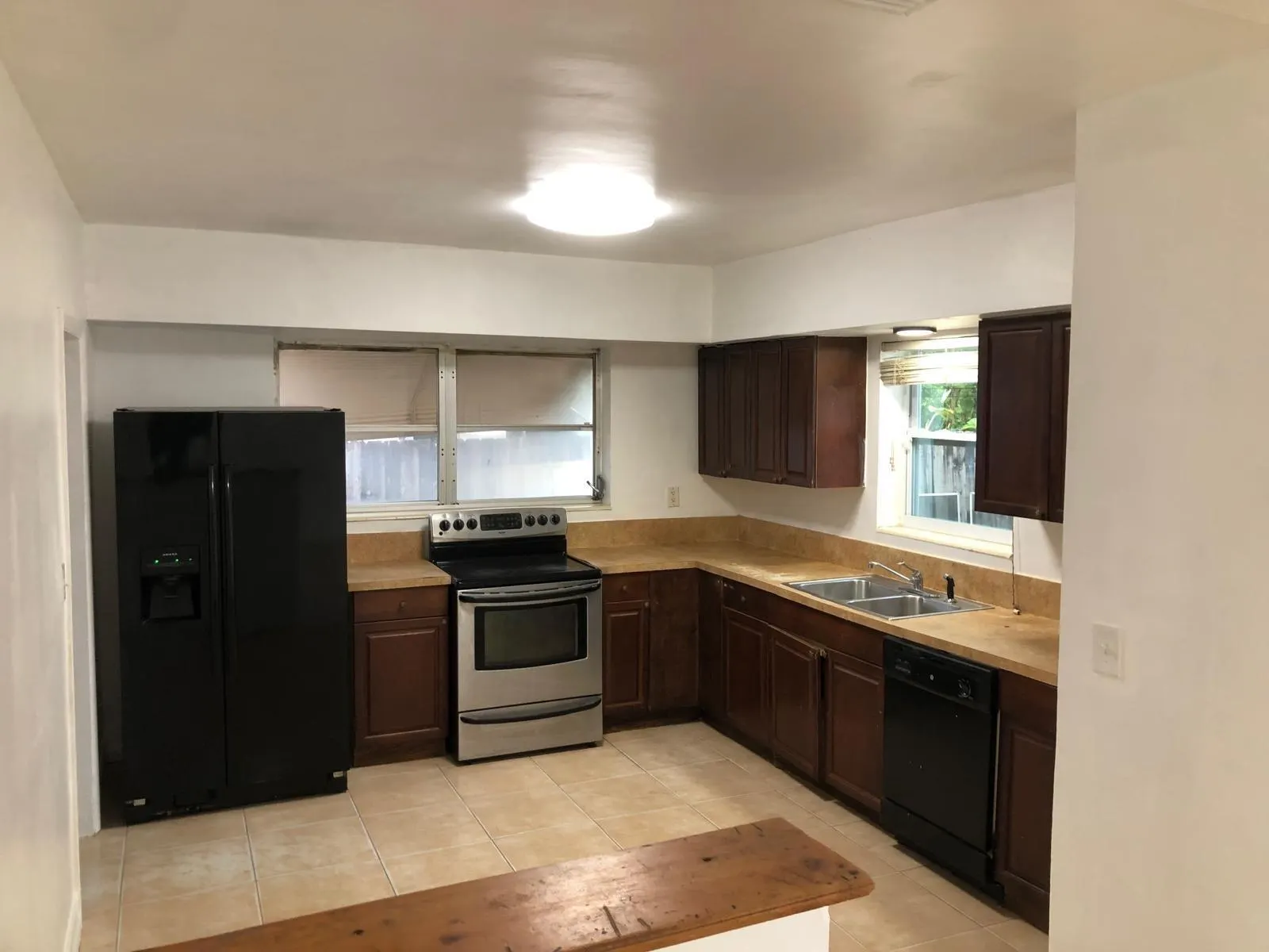520 E Campus Cir