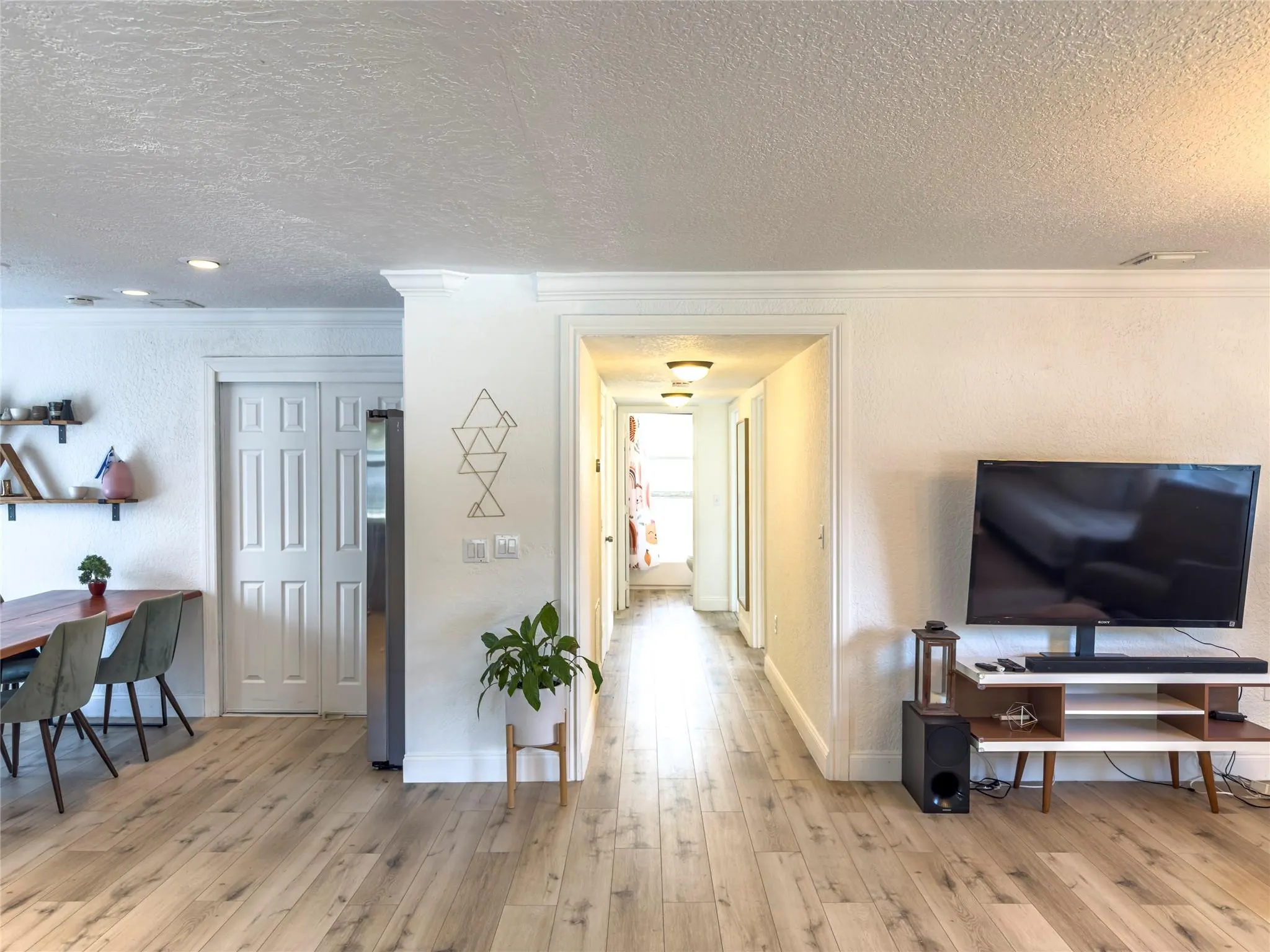 715 NW 3rd Ave