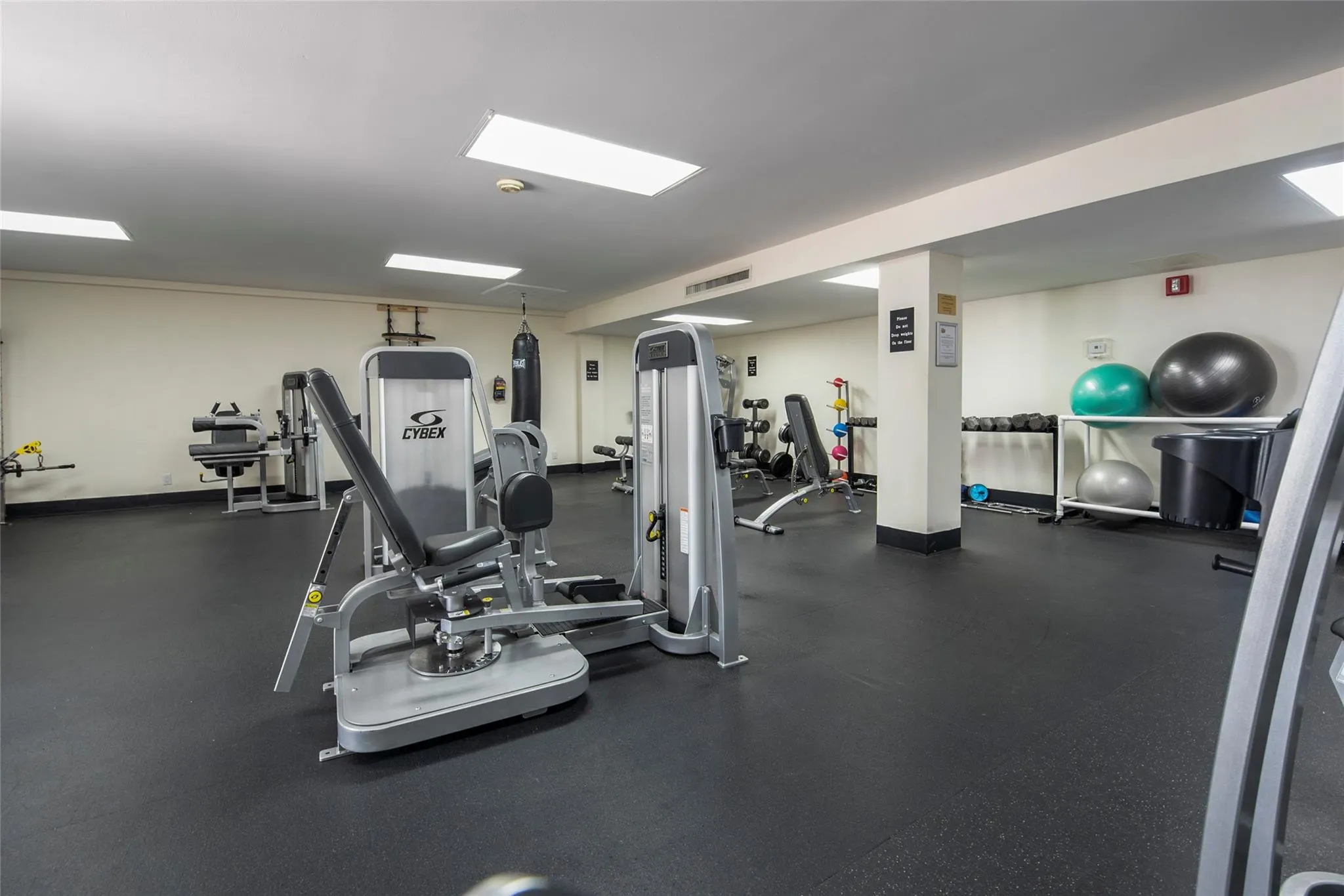 101 Briny Ave, #1606