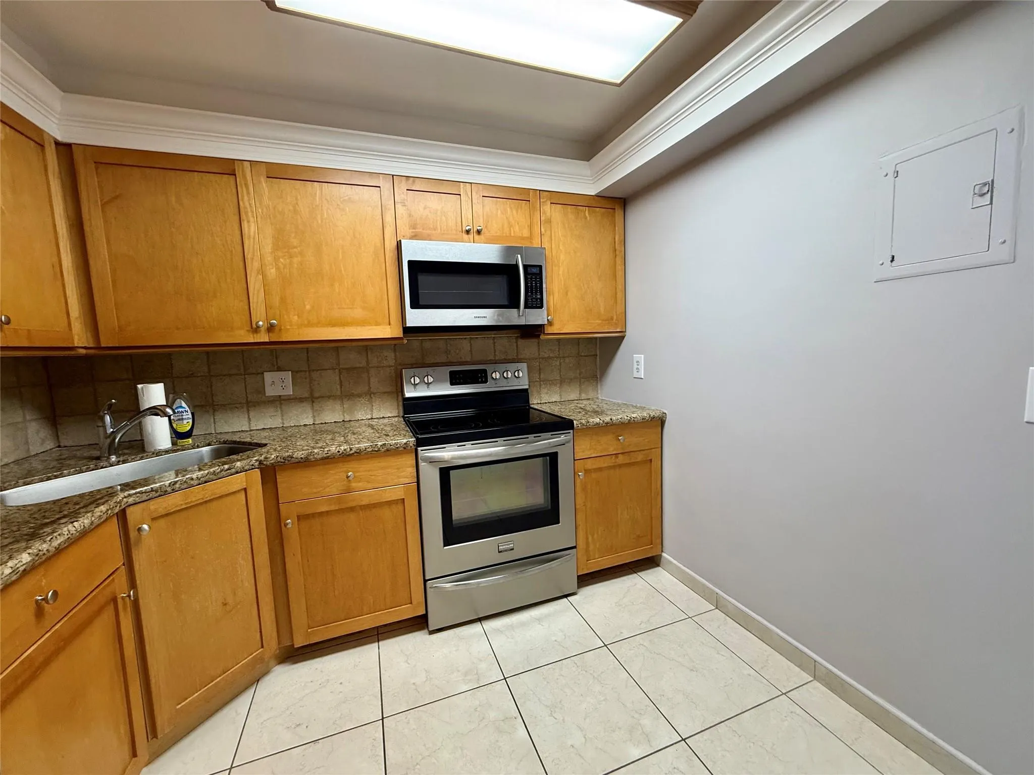 101 Briny Ave, #1606