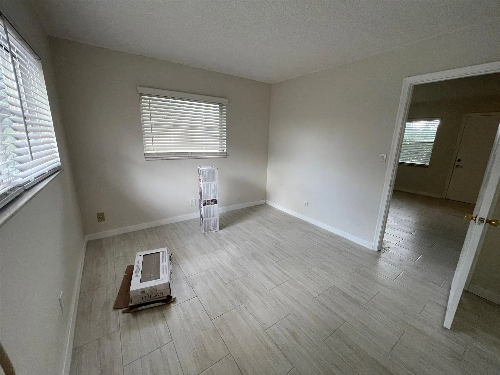 5150 NE 6 AV, #132