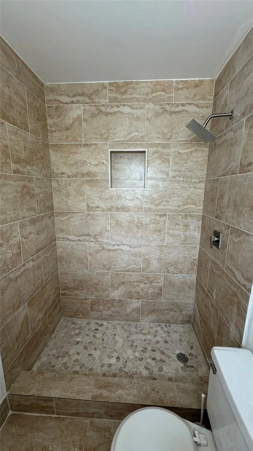 5150 NE 6 AV, #132