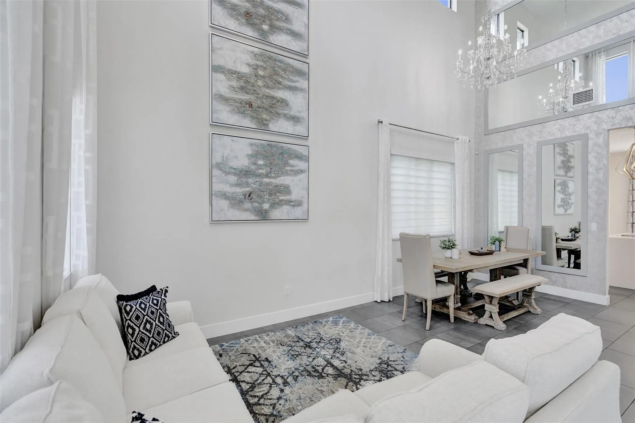 10632 N Lago Vista Cir
