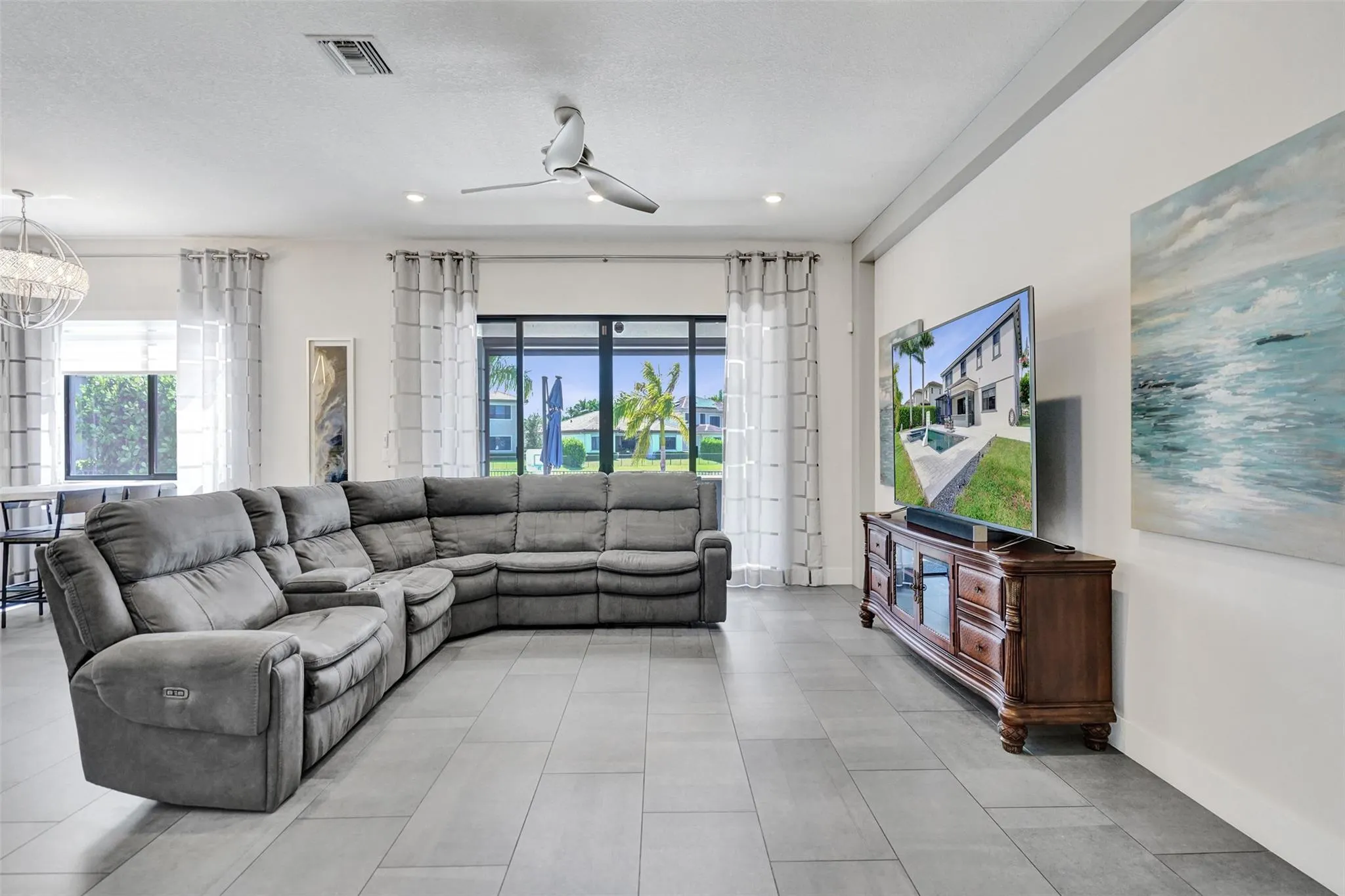 10632 N Lago Vista Cir