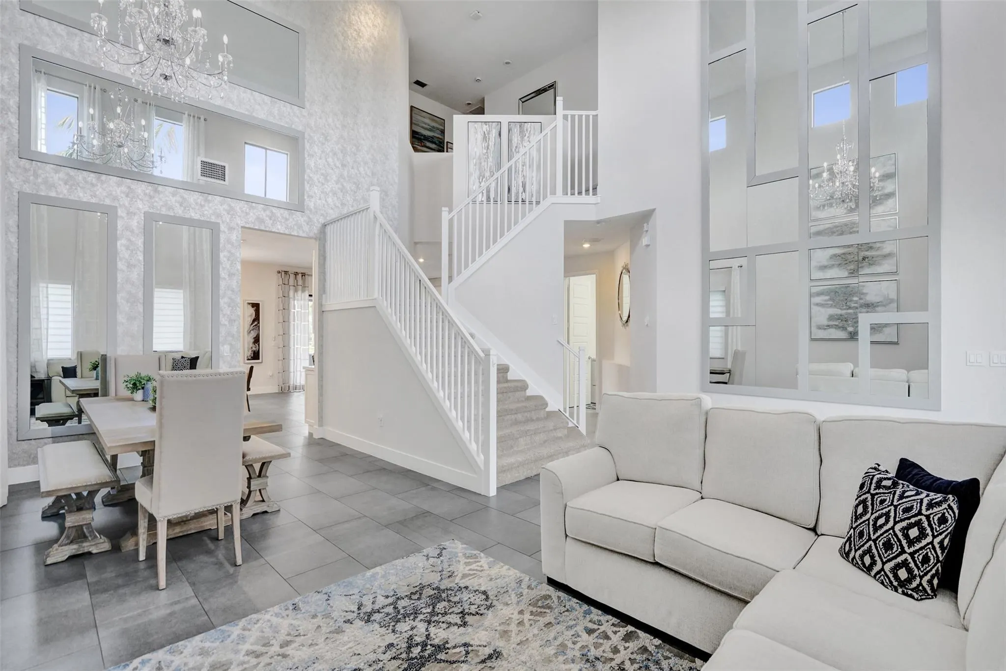 10632 N Lago Vista Cir
