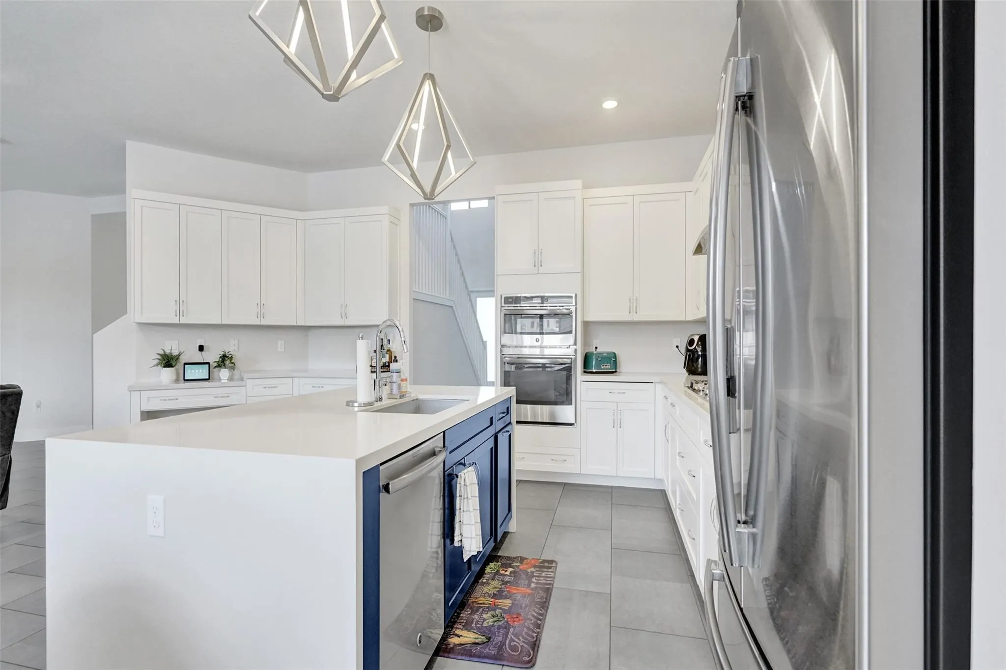 10632 N Lago Vista Cir