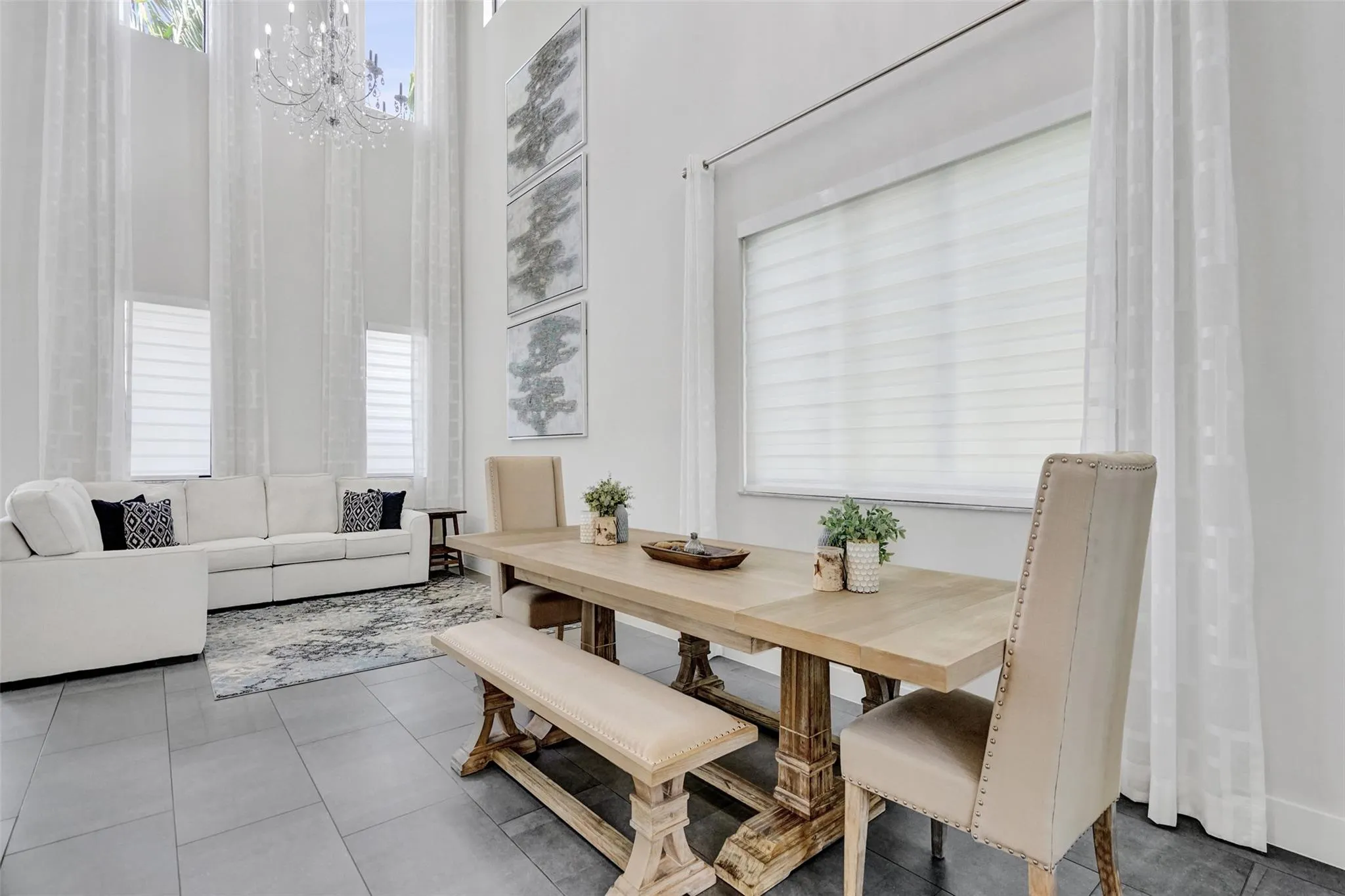 10632 N Lago Vista Cir