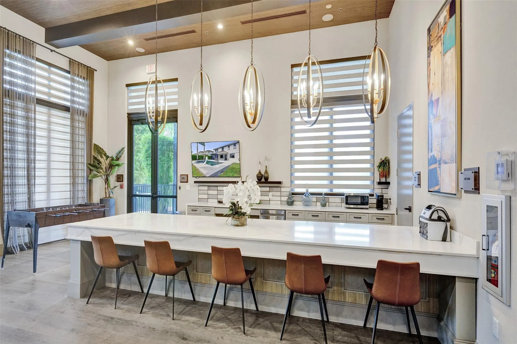 10632 N Lago Vista Cir