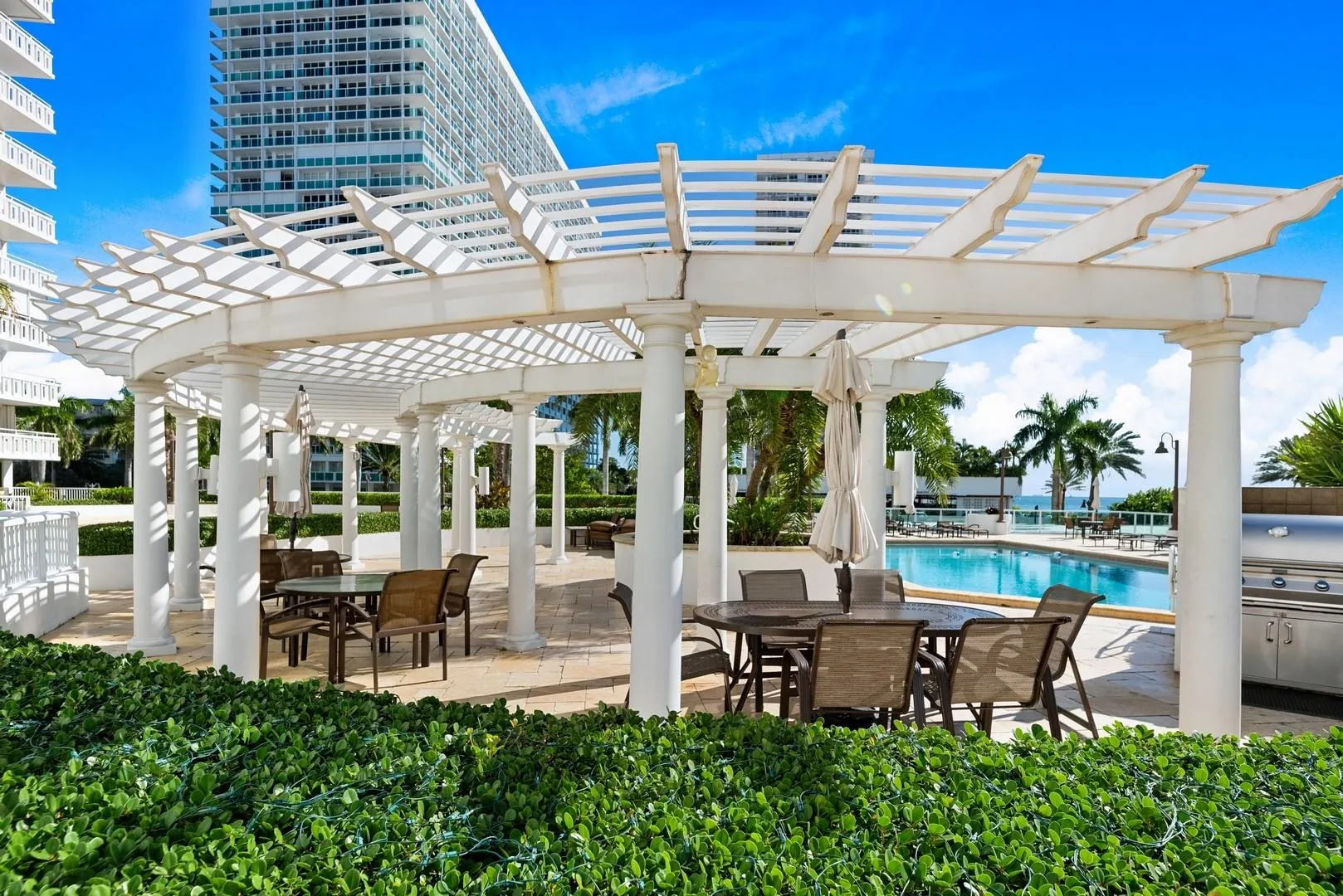 2000 S Ocean Dr, #1810