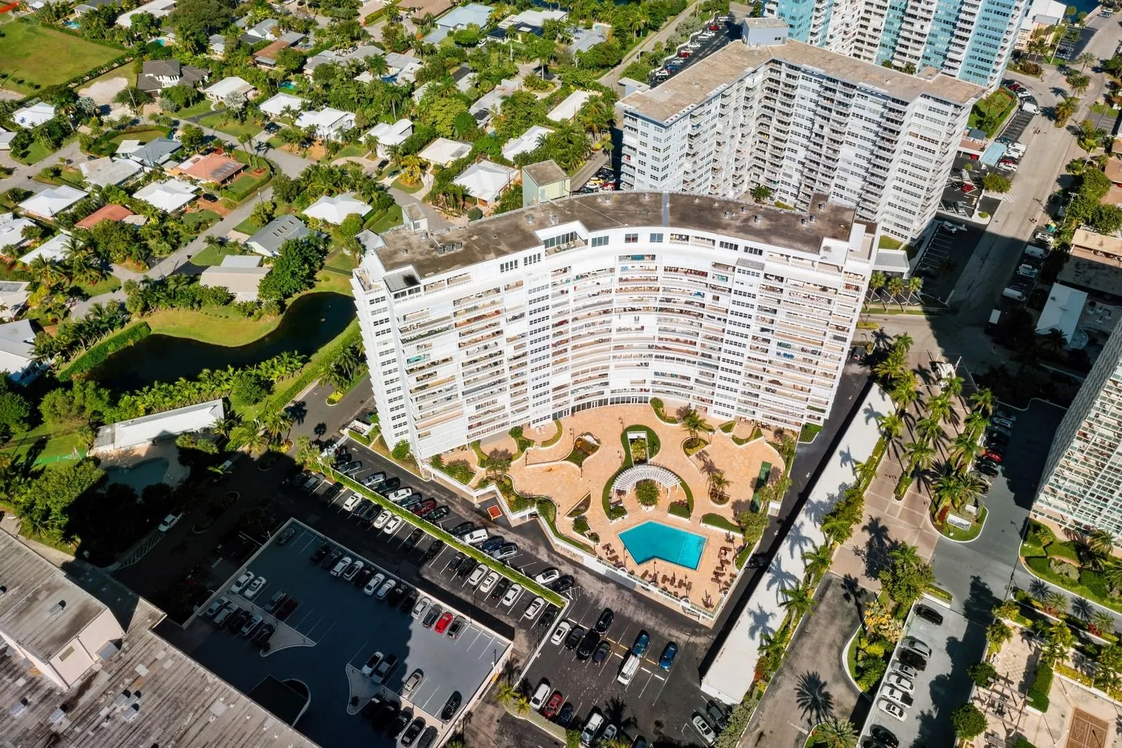 2000 S Ocean Dr, #1810