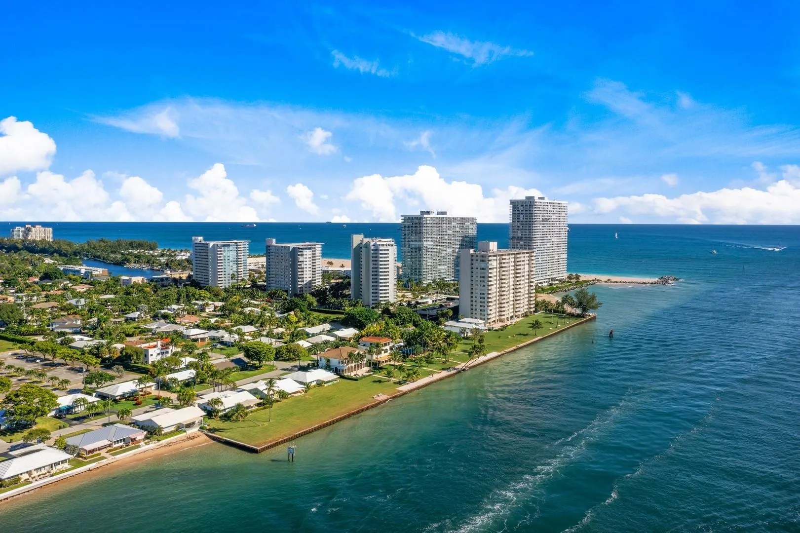2000 S Ocean Dr, #1810
