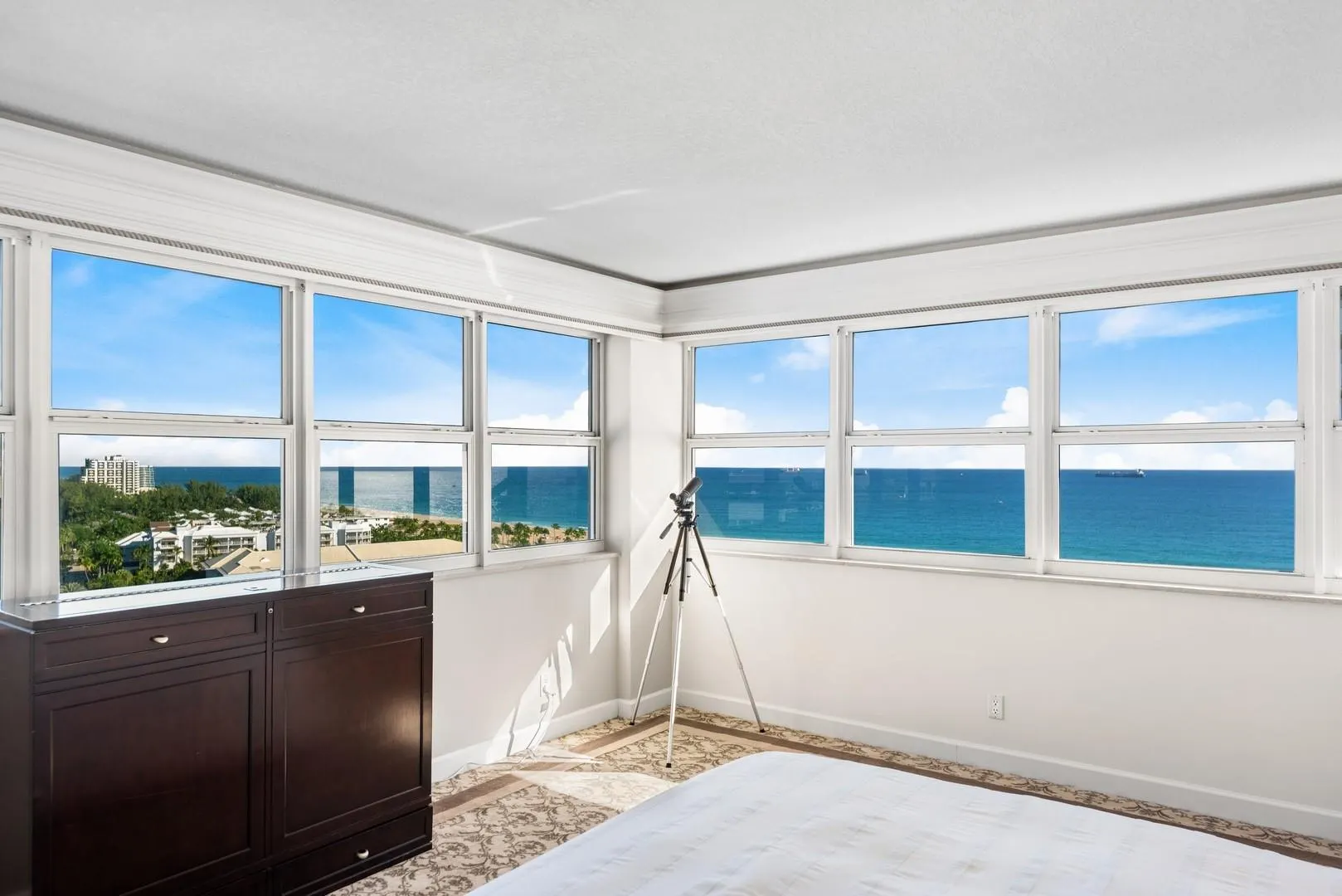 2000 S Ocean Dr, #1810