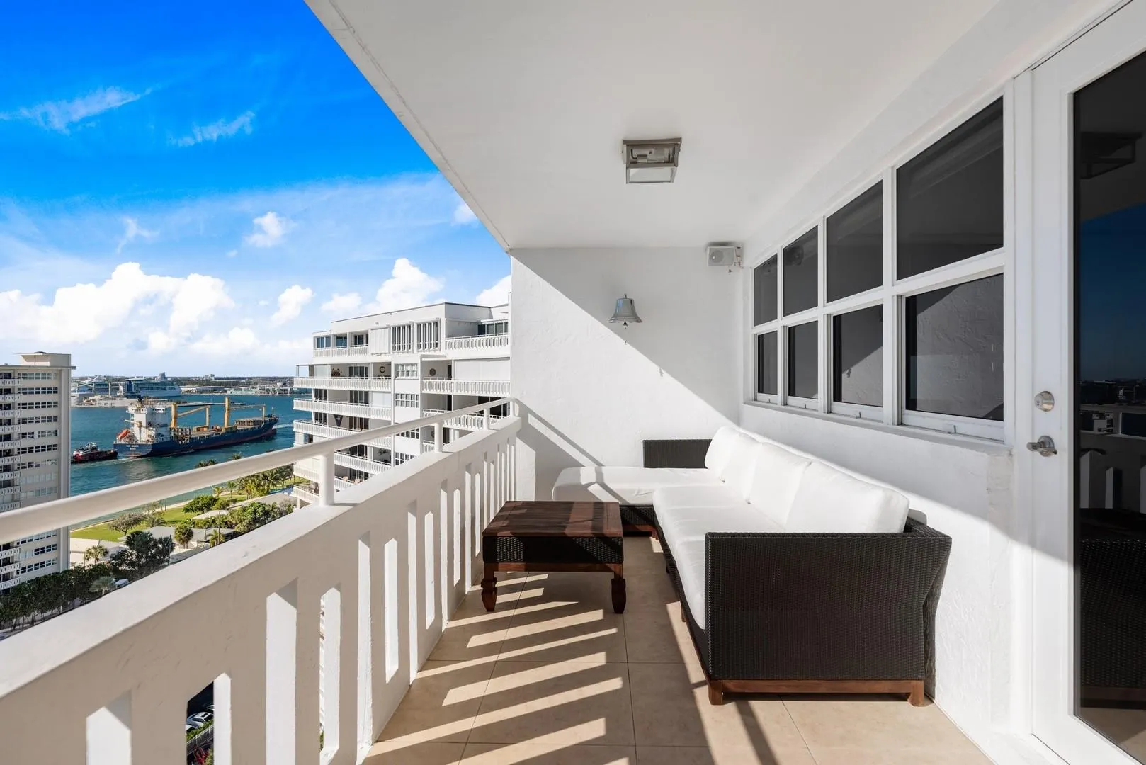 2000 S Ocean Dr, #1810
