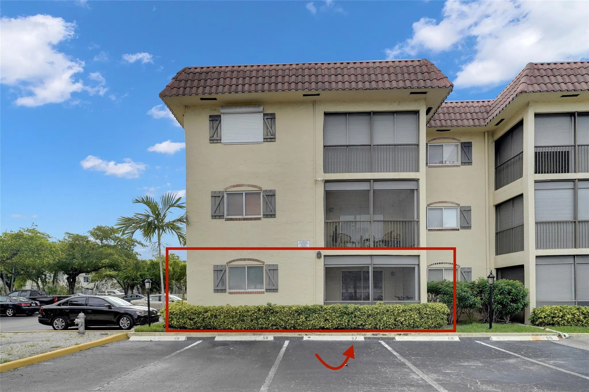 257 S Cypress Road, #401