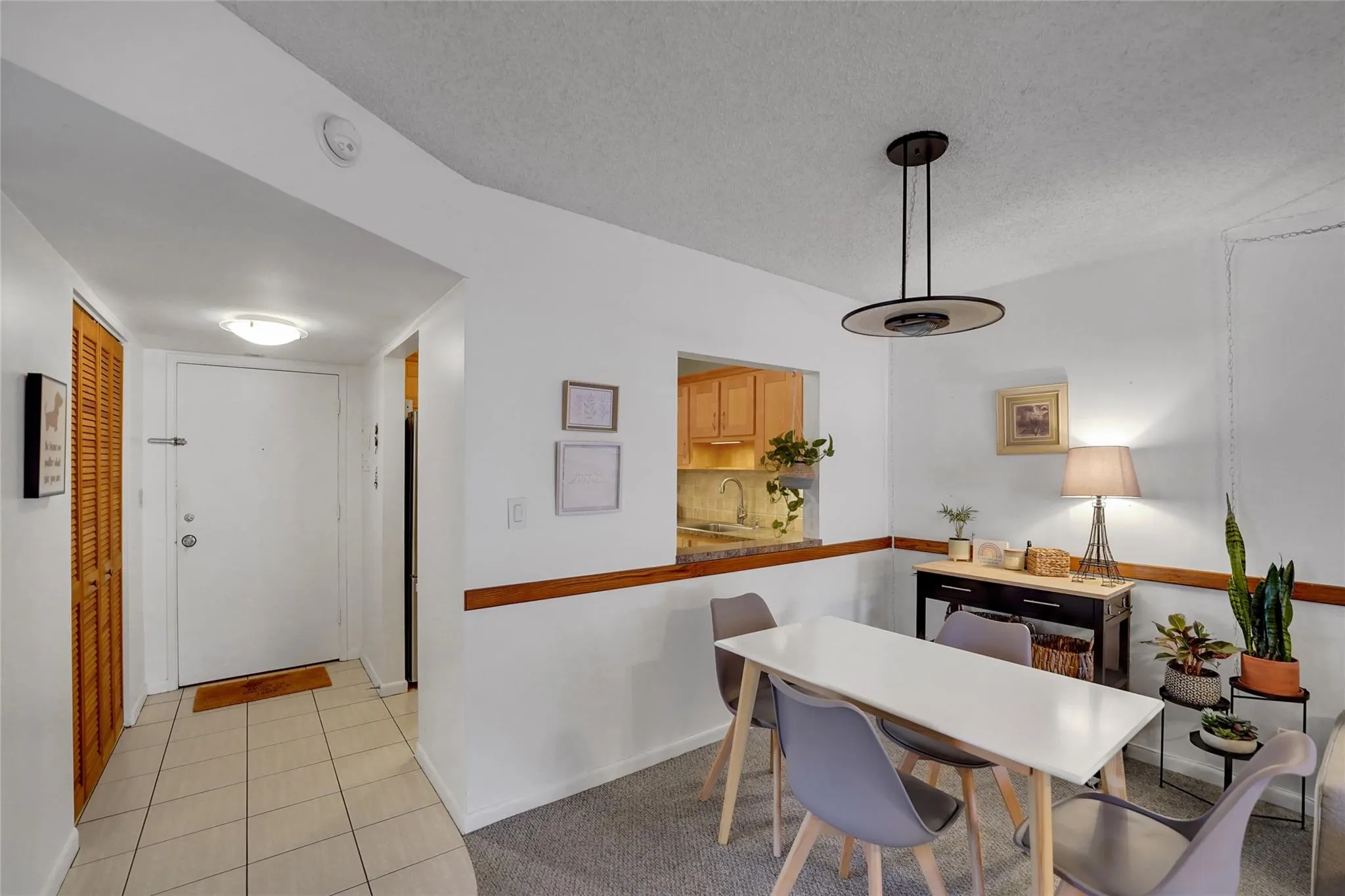 257 S Cypress Road, #401