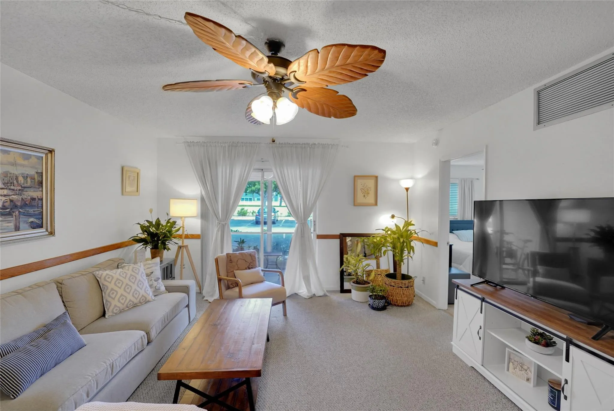 257 S Cypress Road, #401